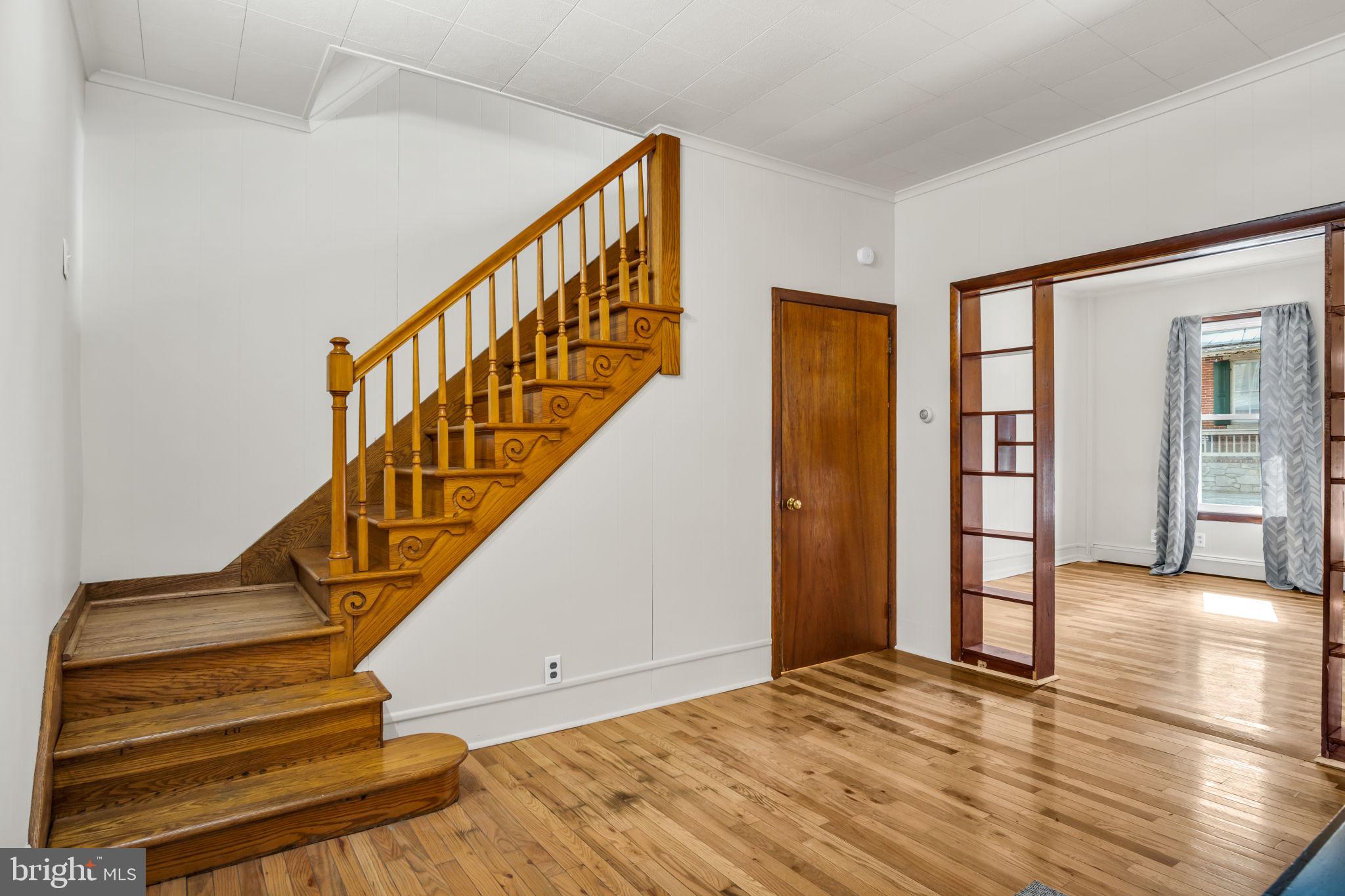 NEWPORT - Residential