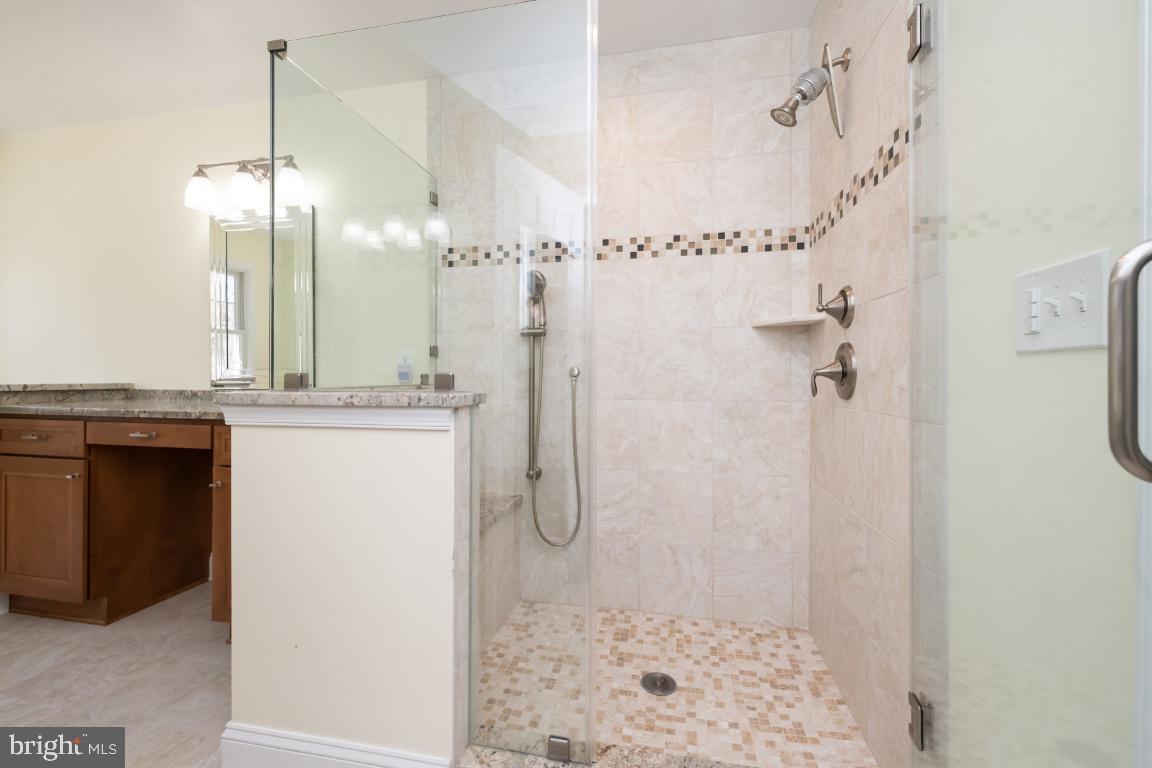 GREEN GLADE WOODS - Residential