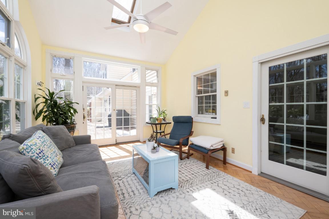 GREEN GLADE WOODS - Residential