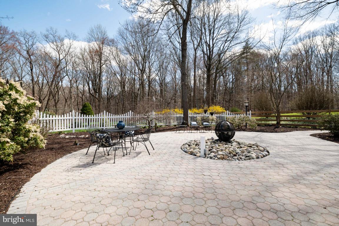 GREEN GLADE WOODS - Residential