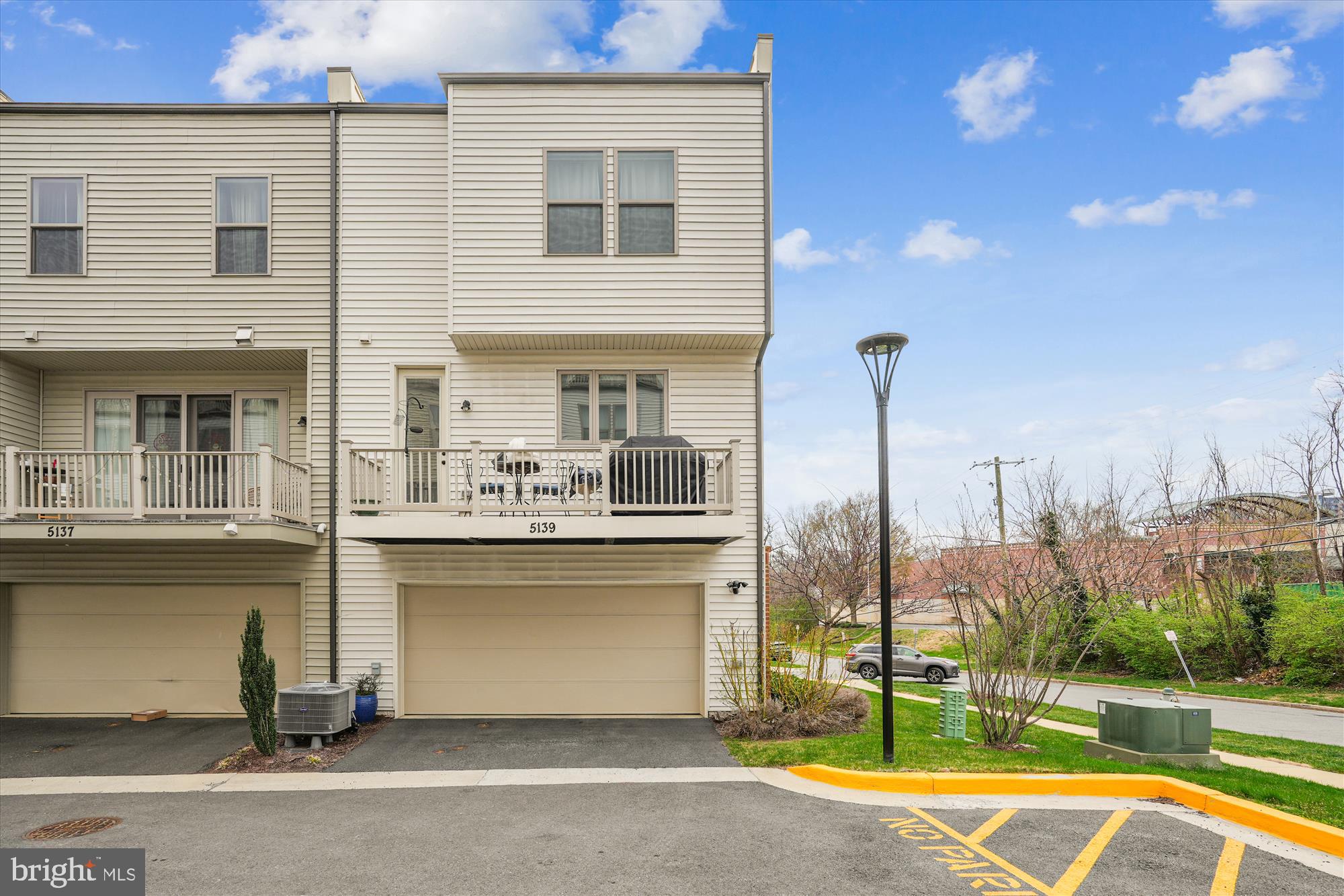 NORTH BETHESDA - Residential Lease