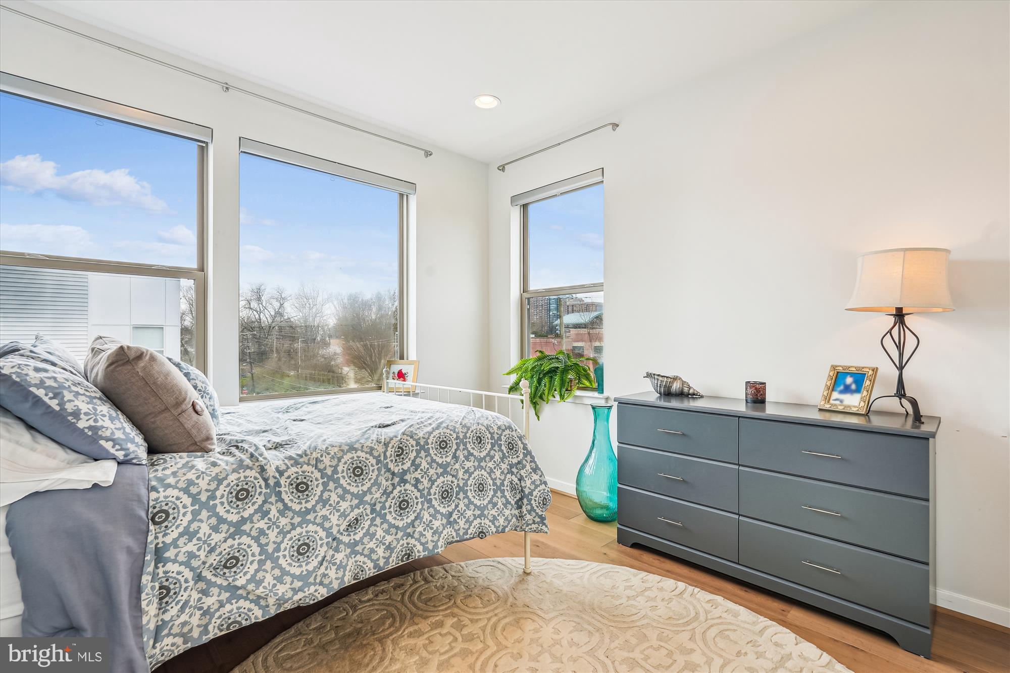 NORTH BETHESDA - Residential Lease