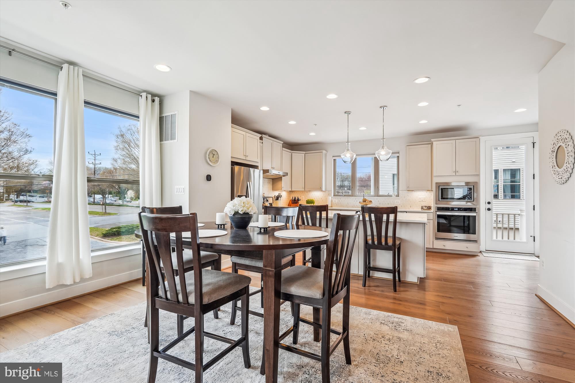 NORTH BETHESDA - Residential Lease