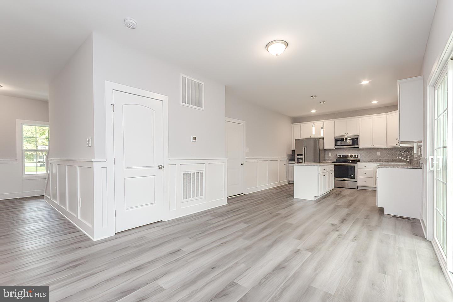 MILTON'S LANDING - Residential