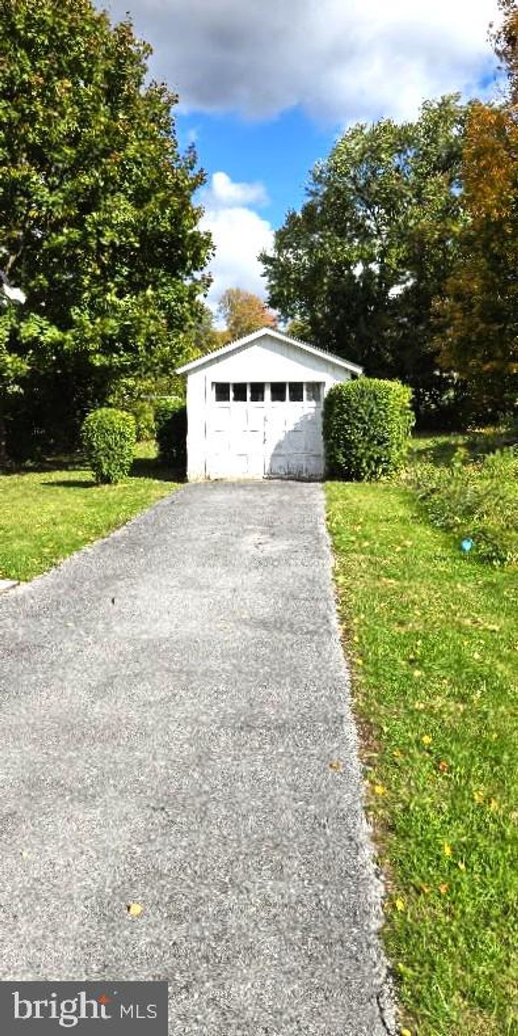 Photo of 111 E Fifth St, WAYNESBORO, PA 17268 (MLS # PAFL2030628)