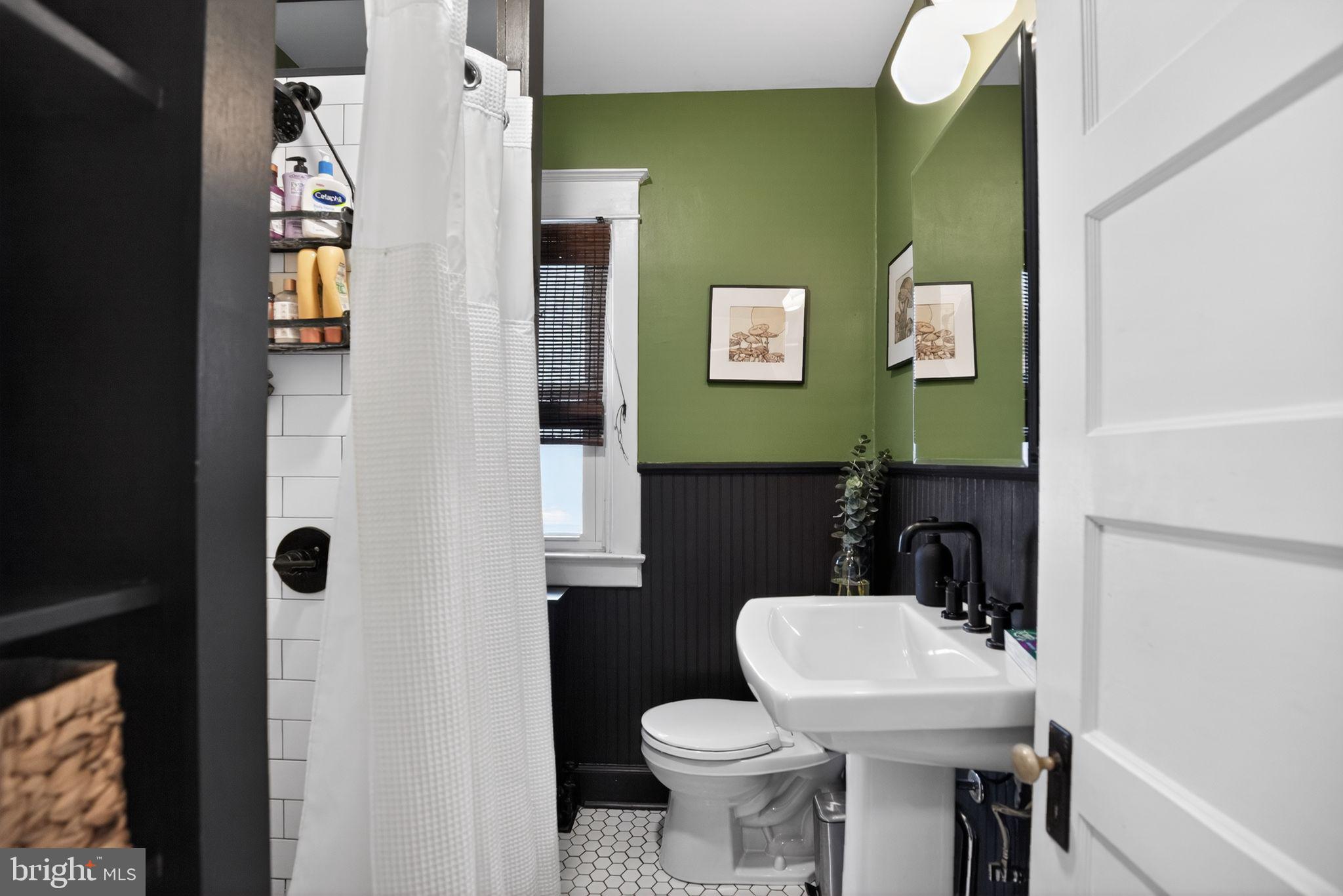 GLENSIDE - Residential