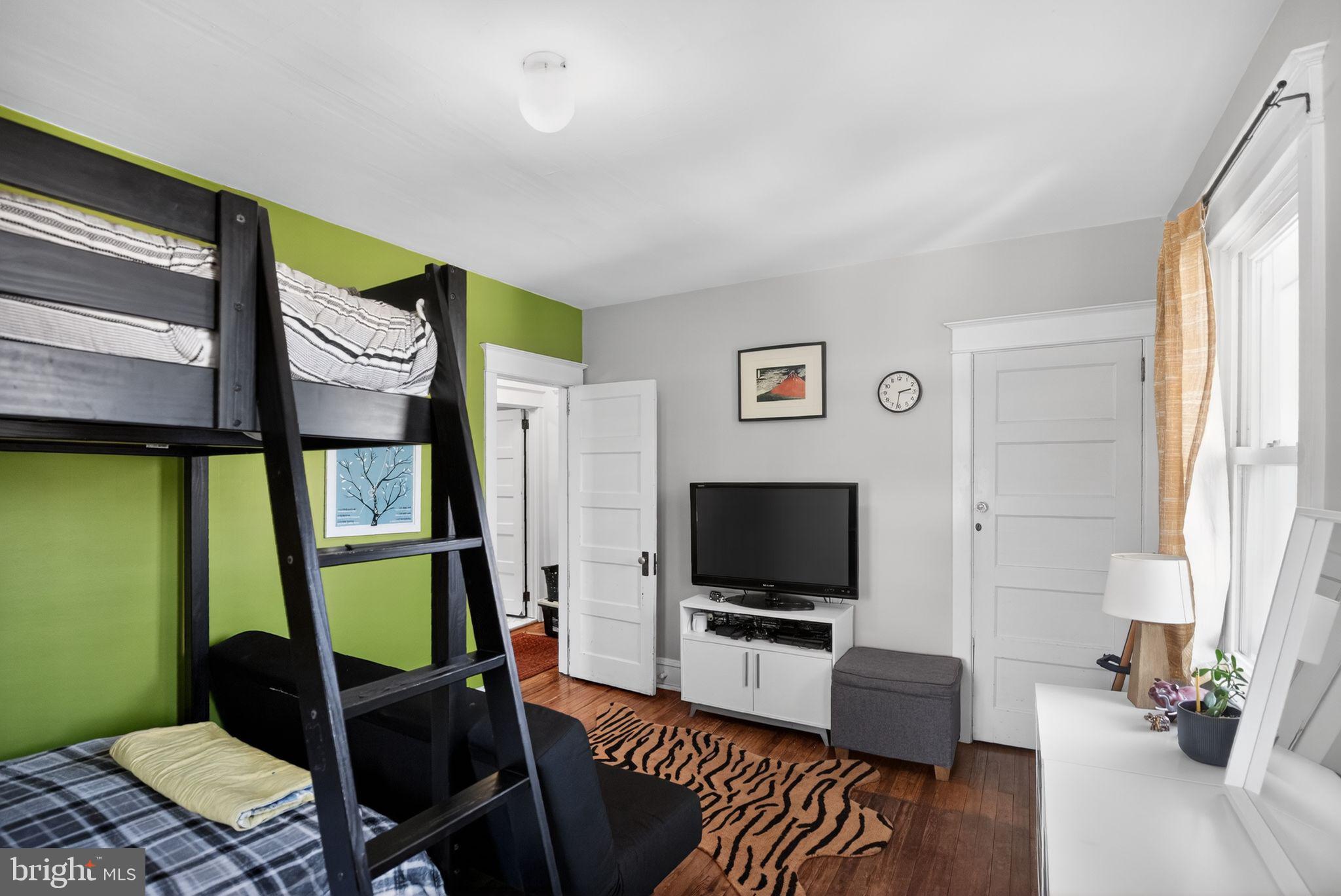 GLENSIDE - Residential