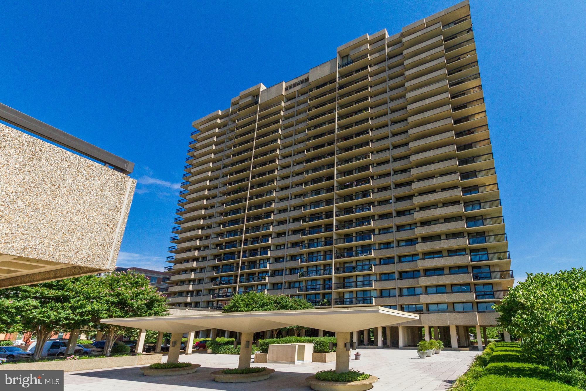 ALEXANDRIA HOUSE - Residential Lease