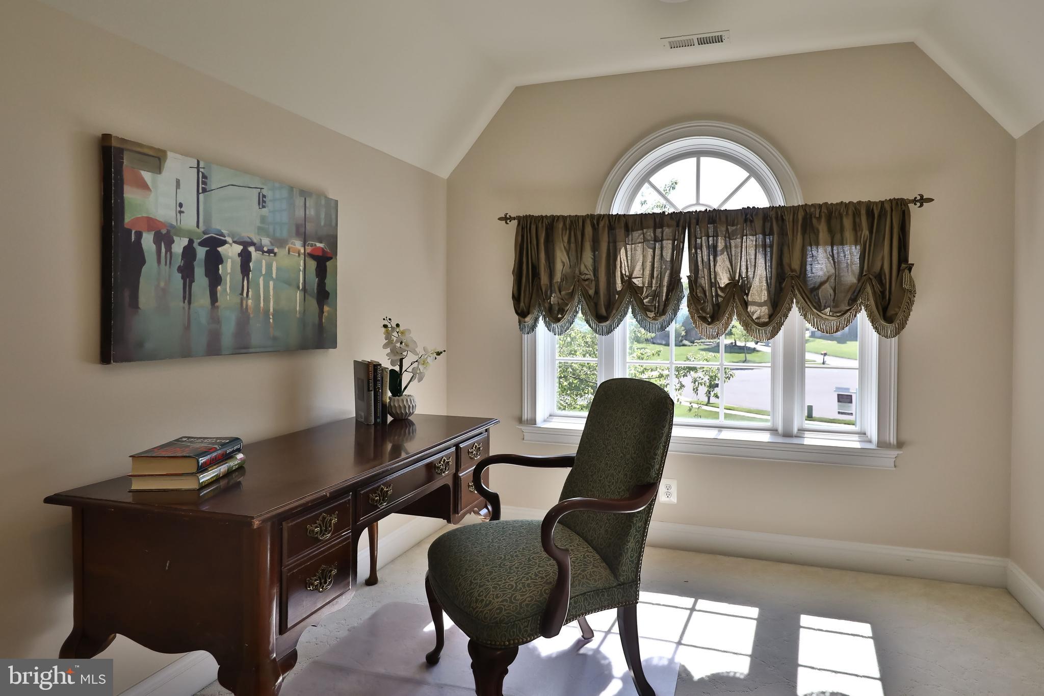 MAPLEWOOD - Residential