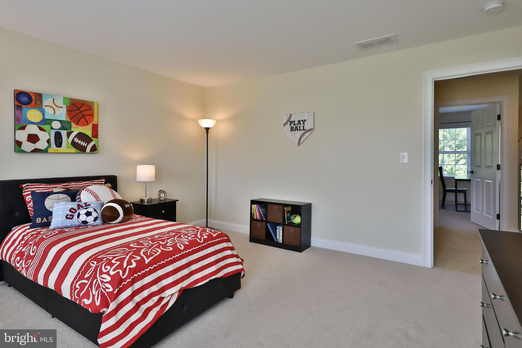 MAPLEWOOD - Residential