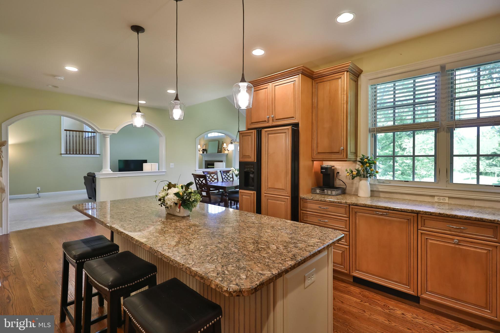 MAPLEWOOD - Residential