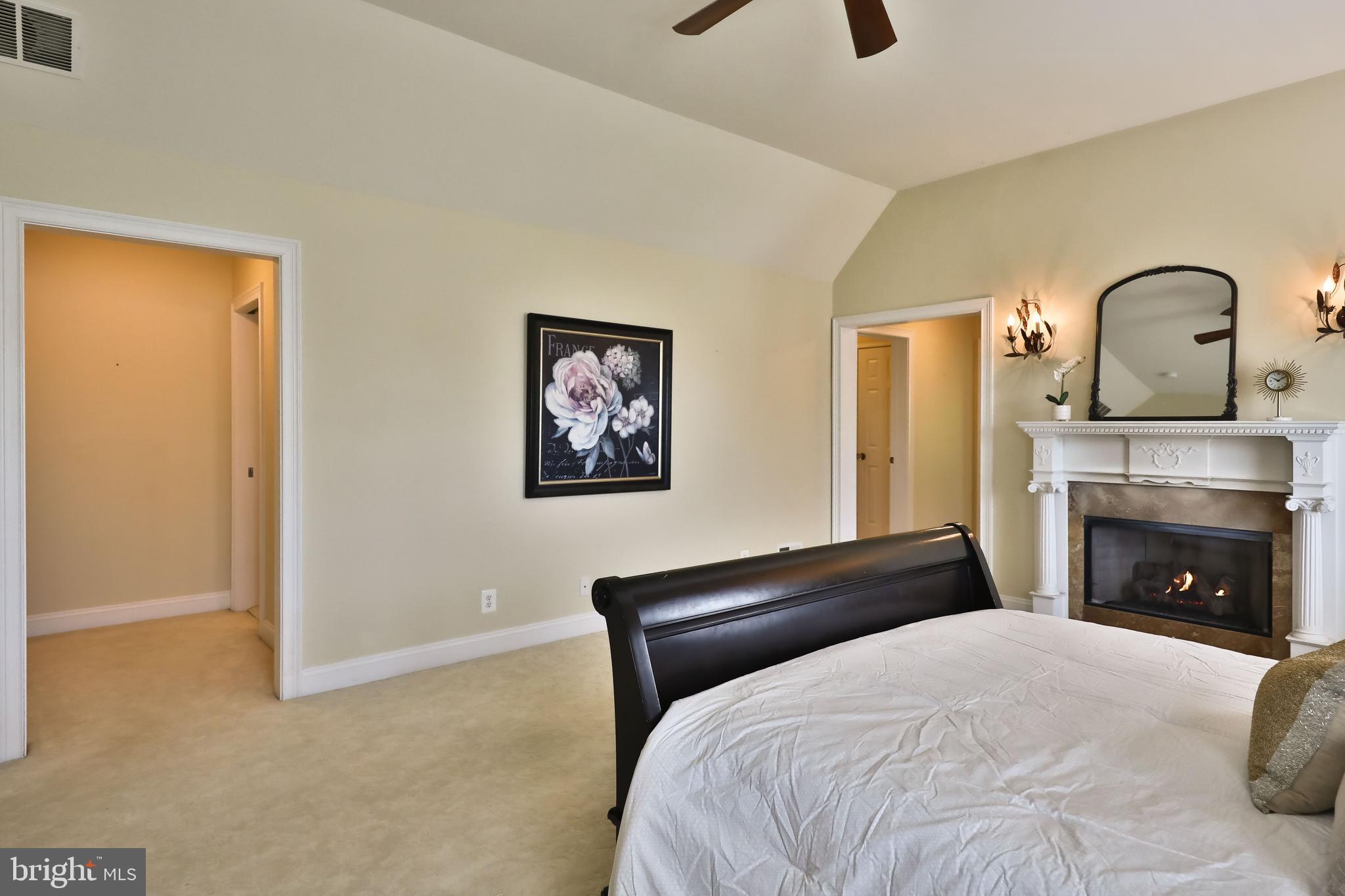 MAPLEWOOD - Residential