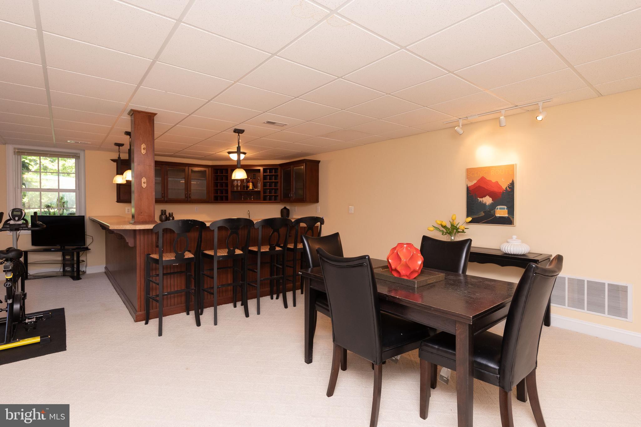 MAPLEWOOD - Residential