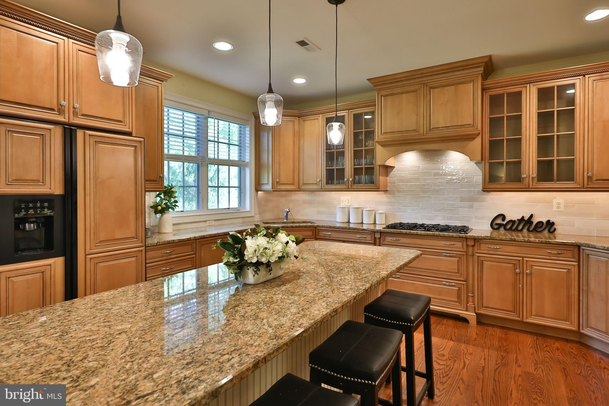 MAPLEWOOD - Residential