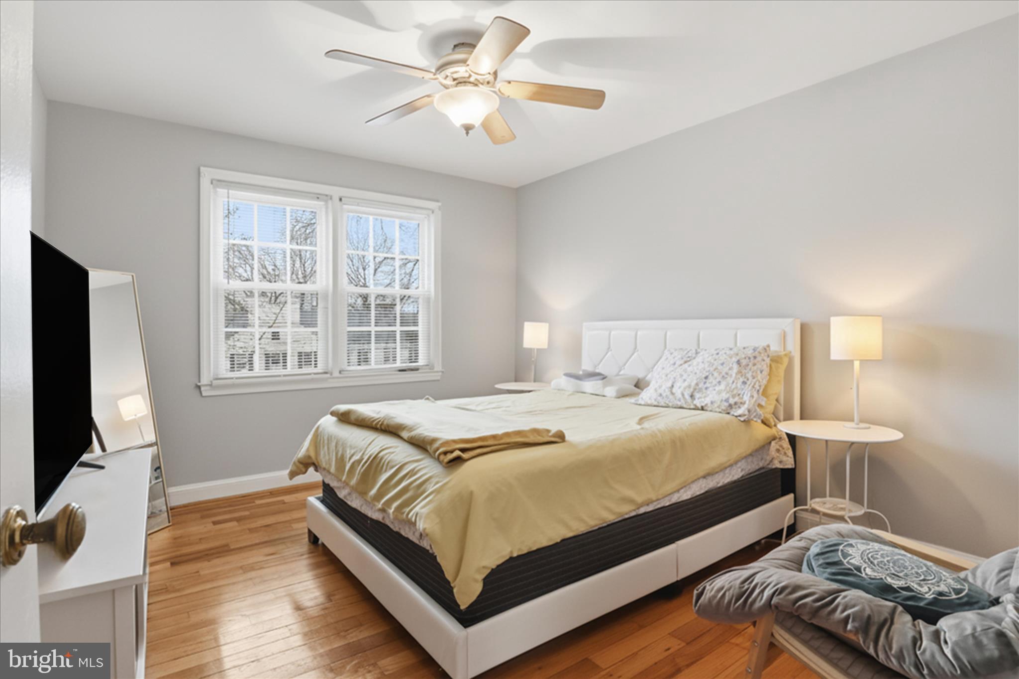 COMMONS OF ARLINGTON - Residential