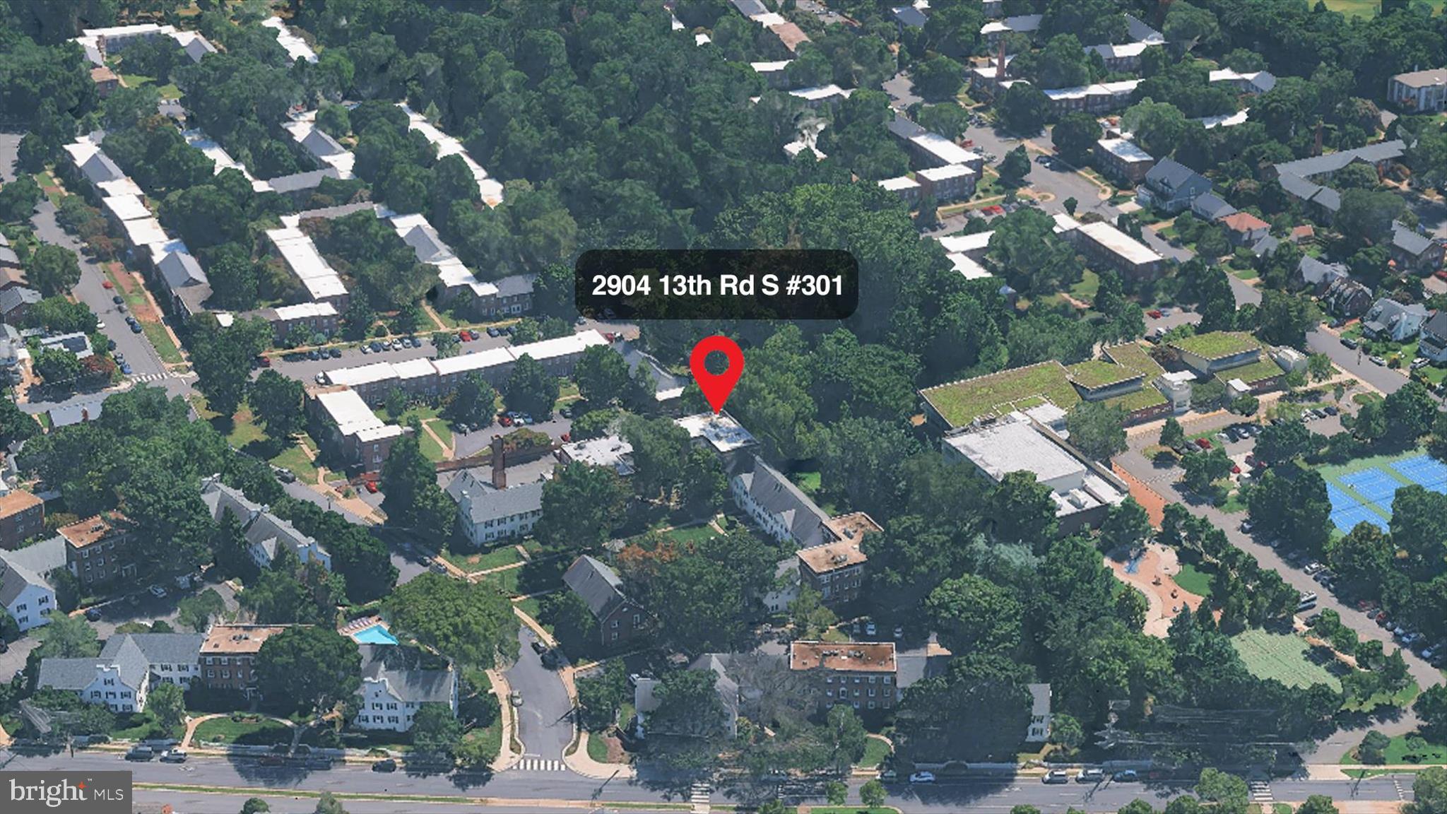 COMMONS OF ARLINGTON - Residential