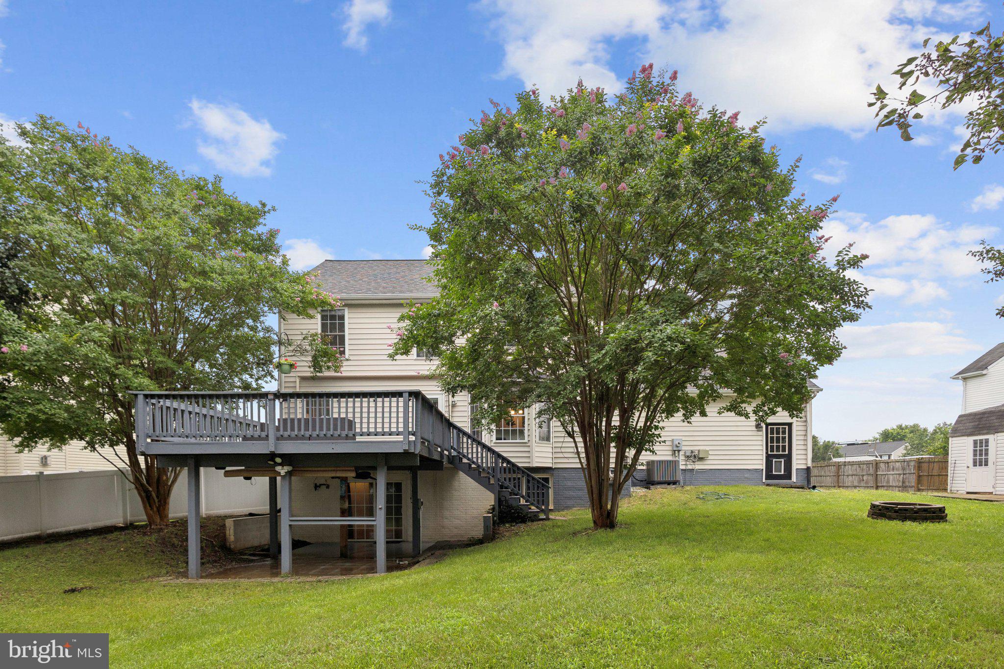 MAPLE GROVE - Residential