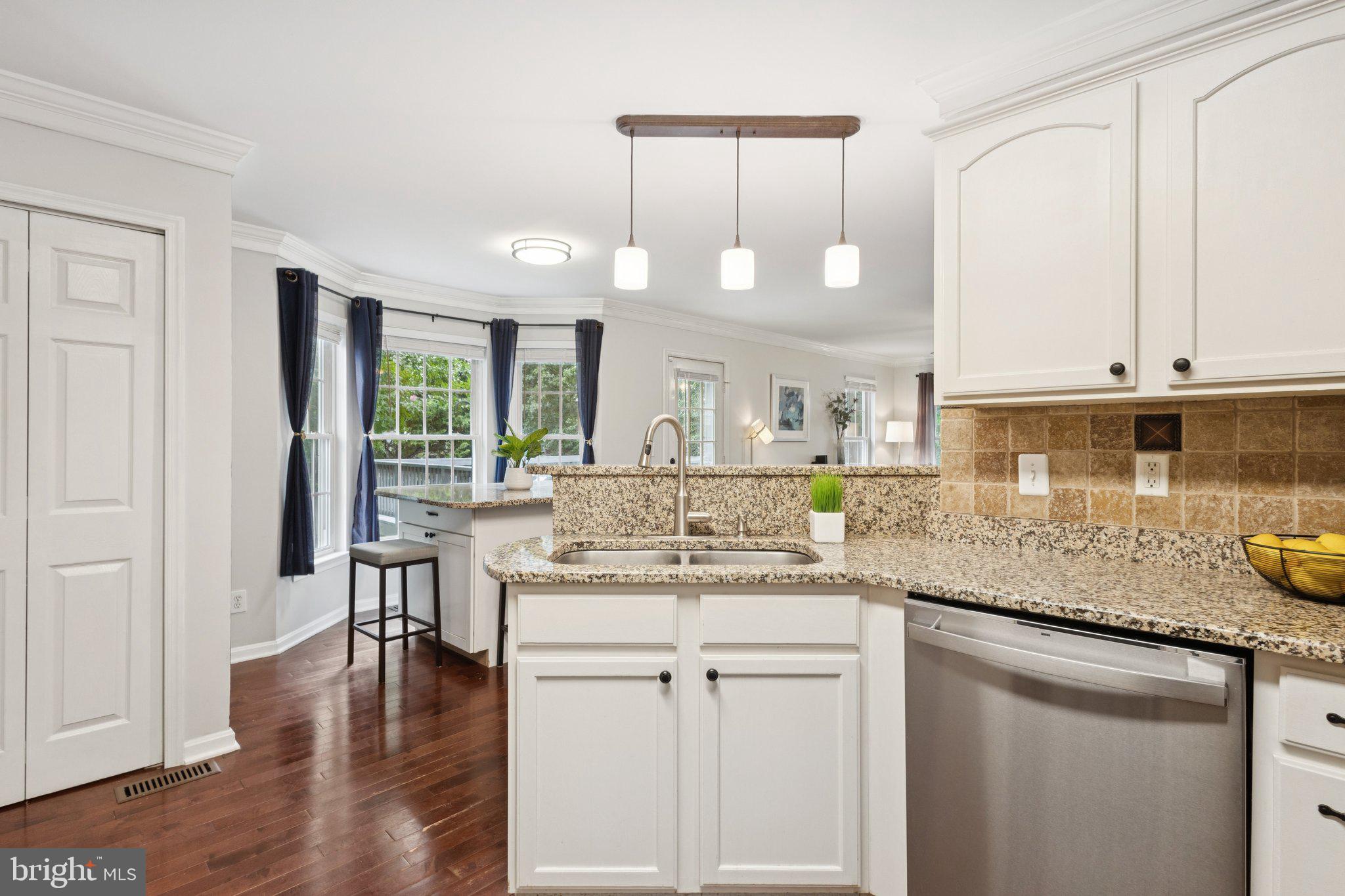 MAPLE GROVE - Residential