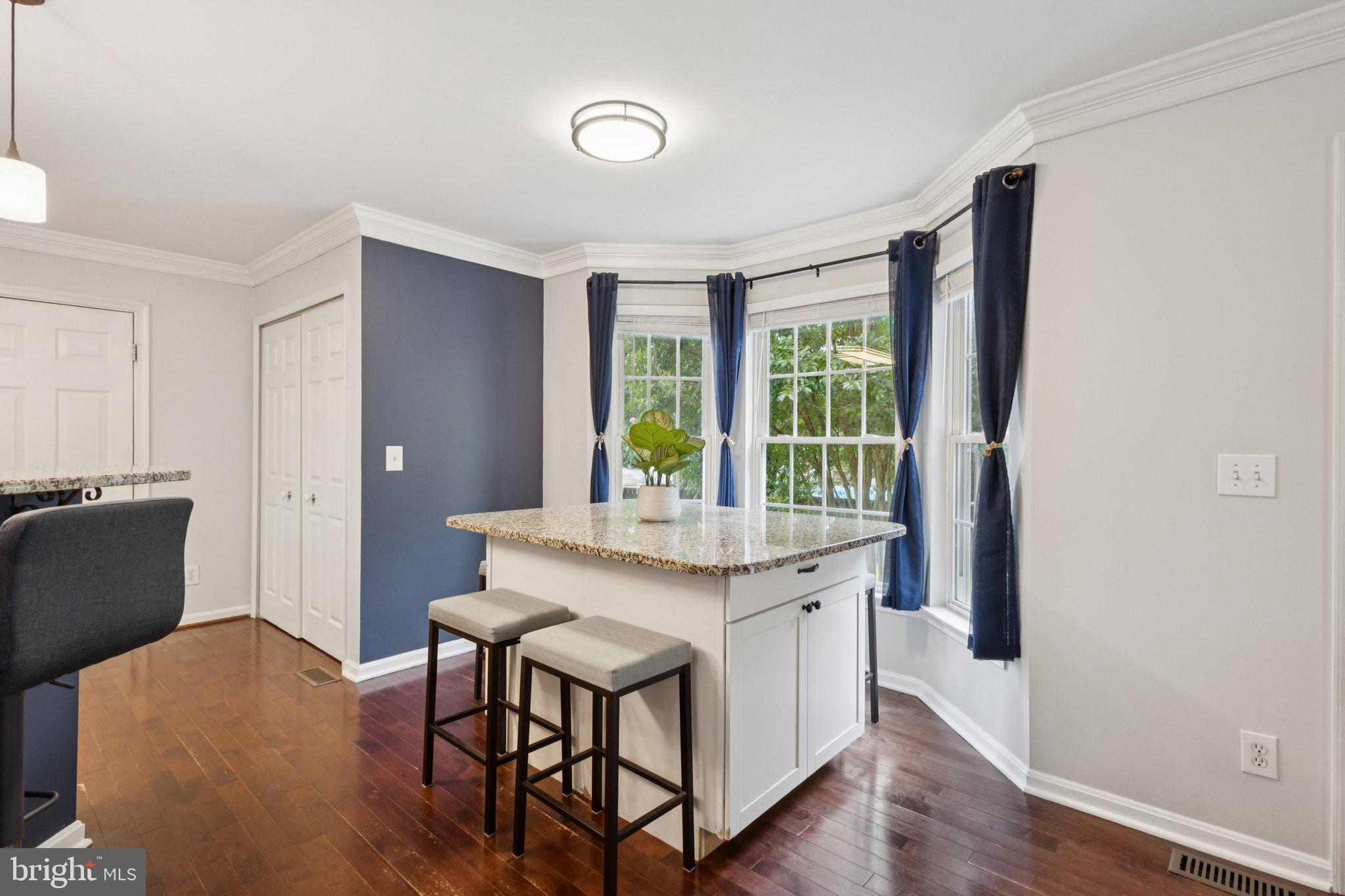 MAPLE GROVE - Residential