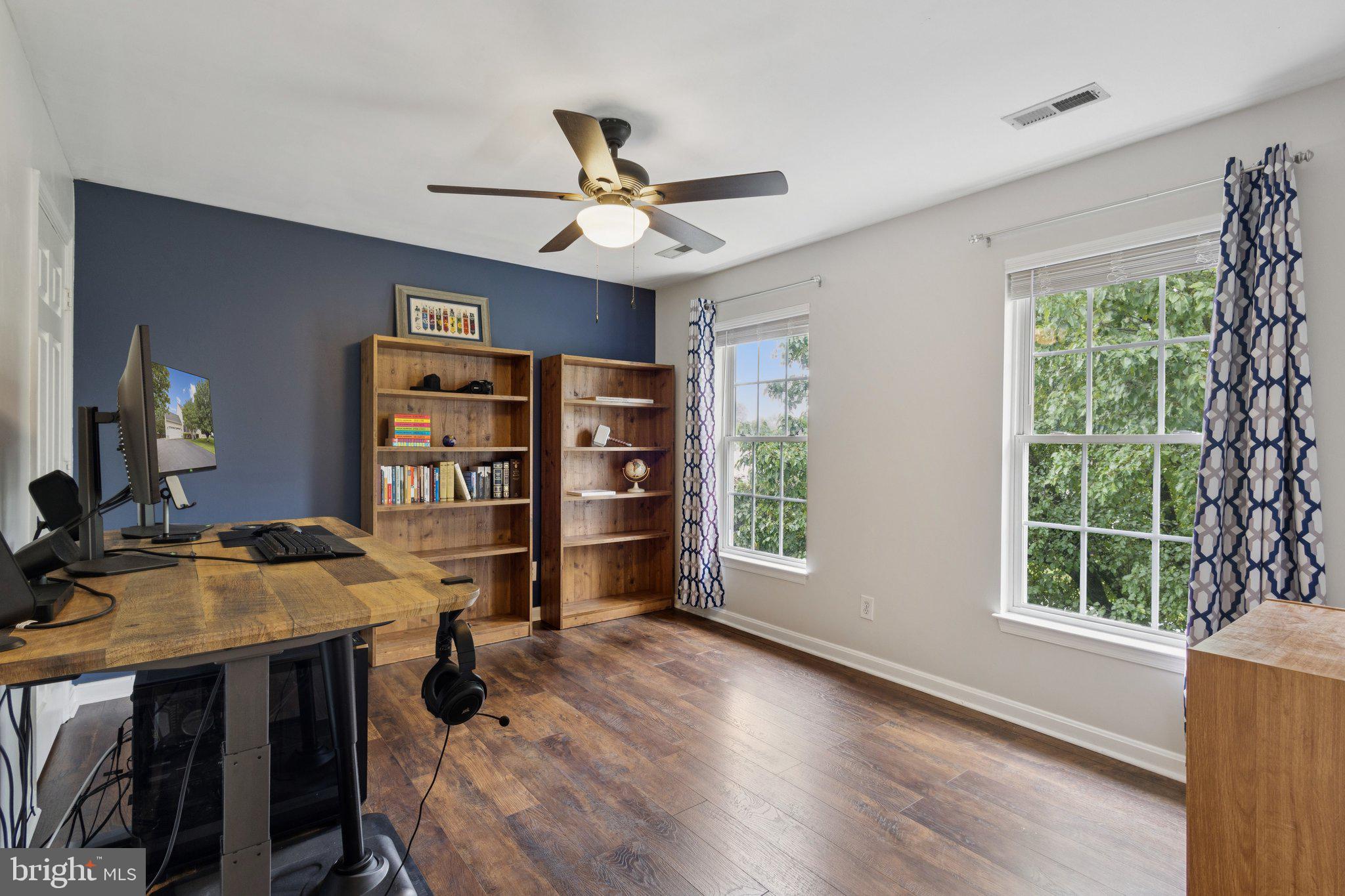 MAPLE GROVE - Residential