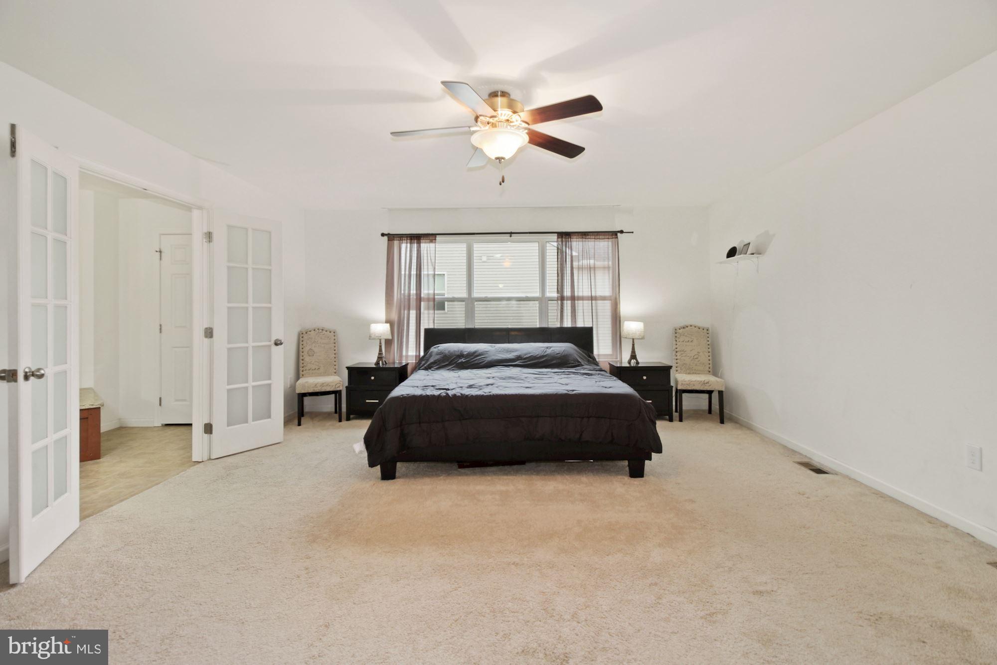 APPLEWOOD - Residential