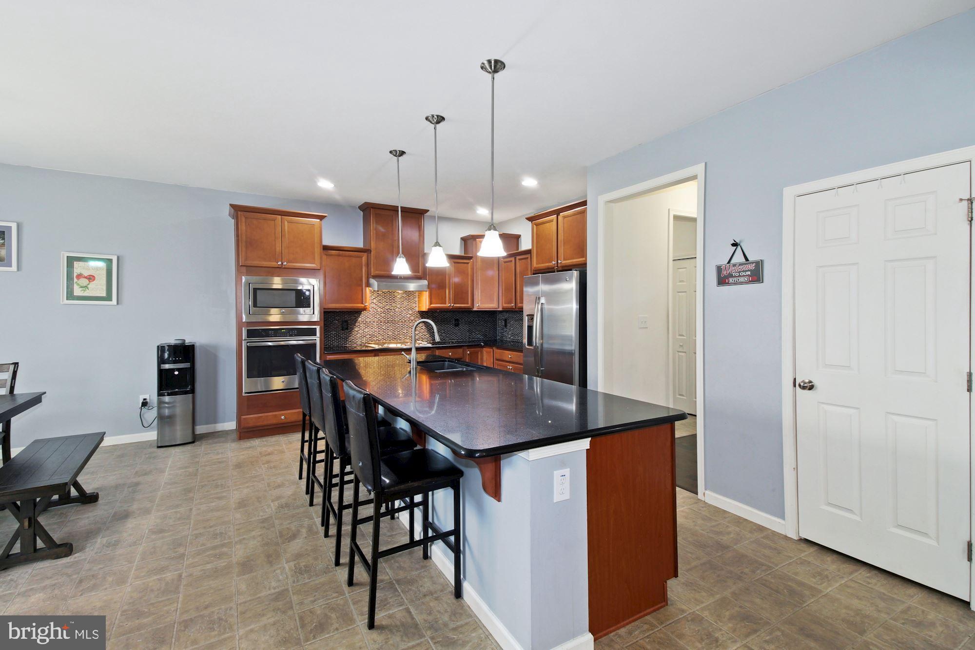 APPLEWOOD - Residential