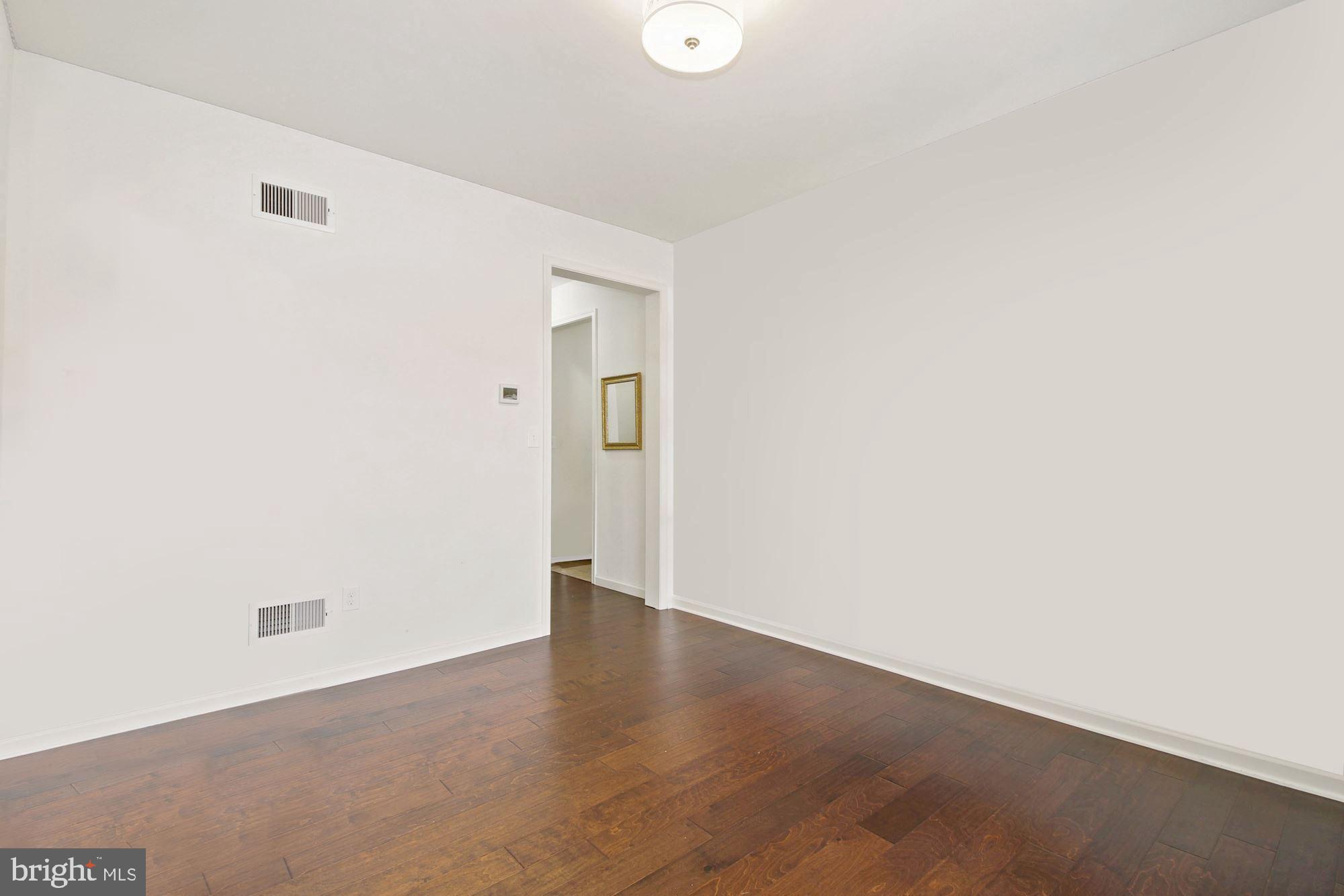 APPLEWOOD - Residential