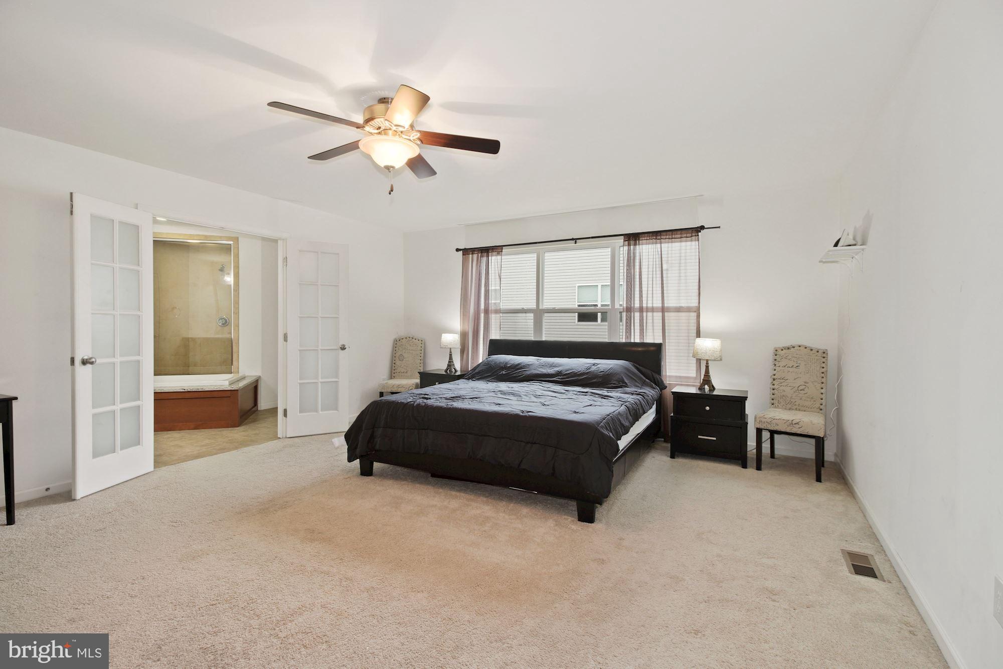 APPLEWOOD - Residential