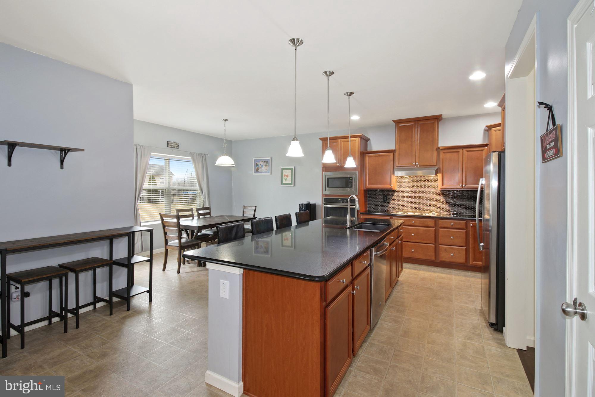 APPLEWOOD - Residential