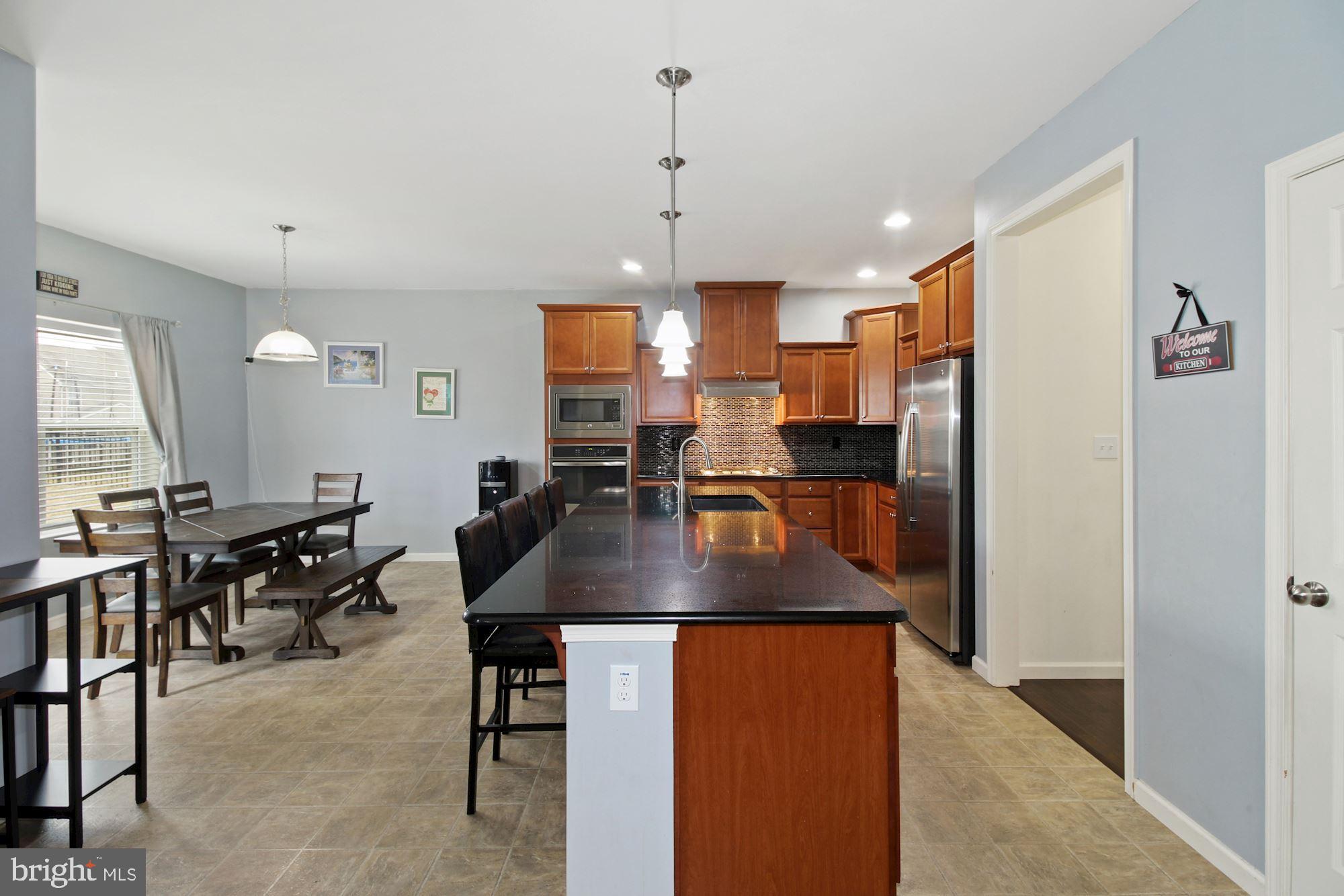 APPLEWOOD - Residential