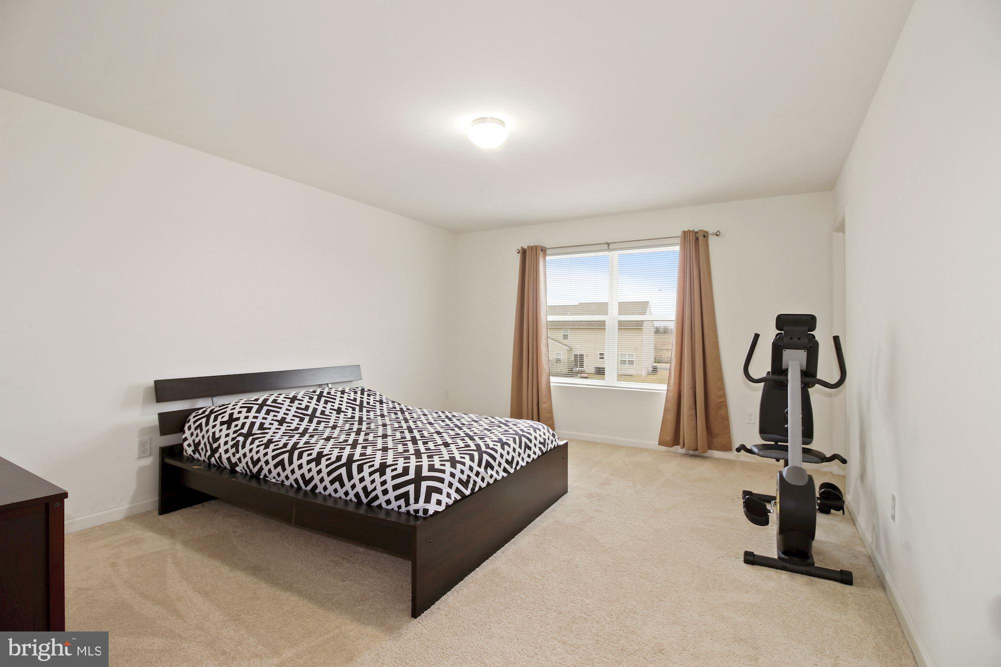 APPLEWOOD - Residential