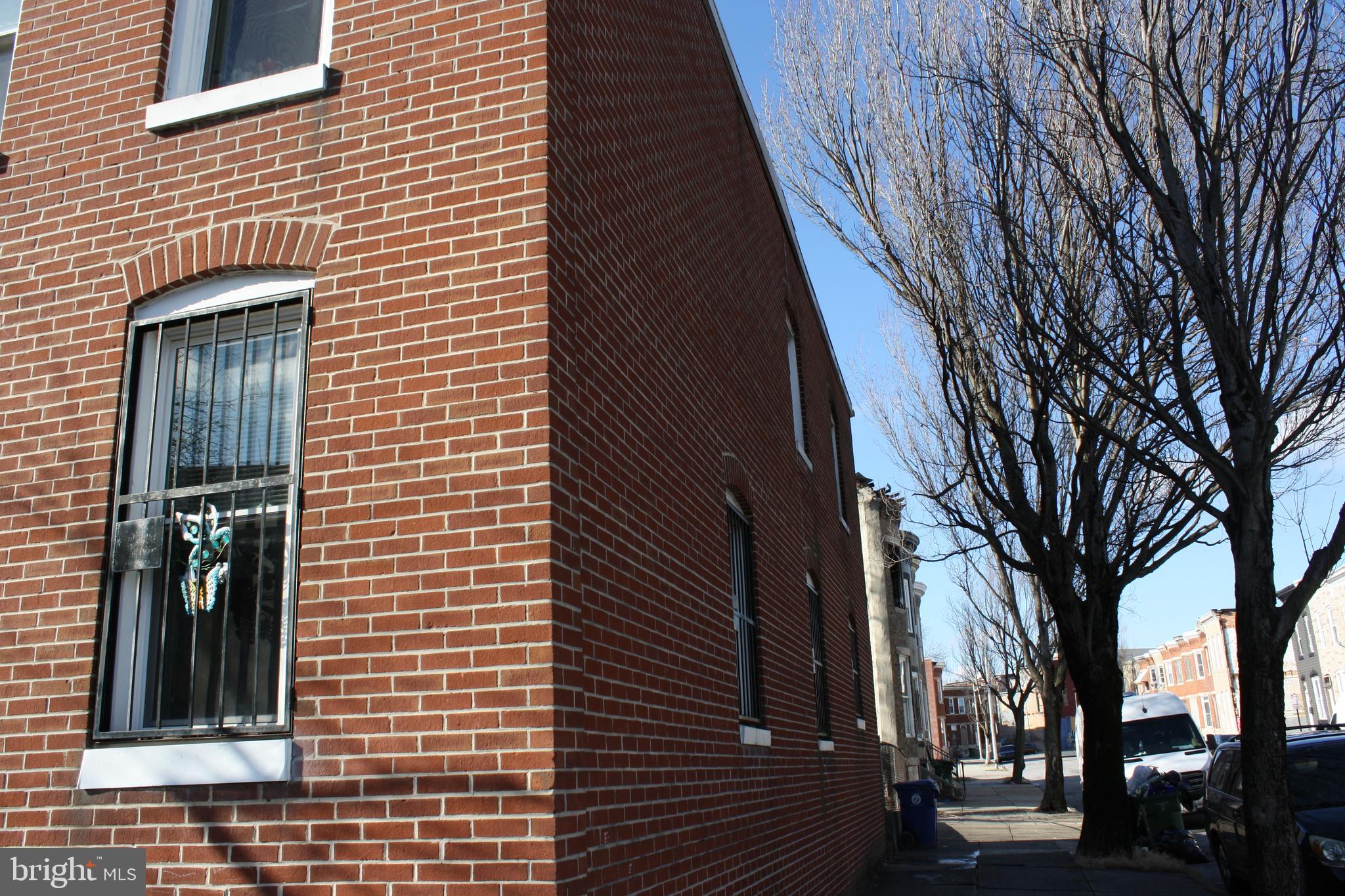 SANDTOWN-WINCHESTER - Residential