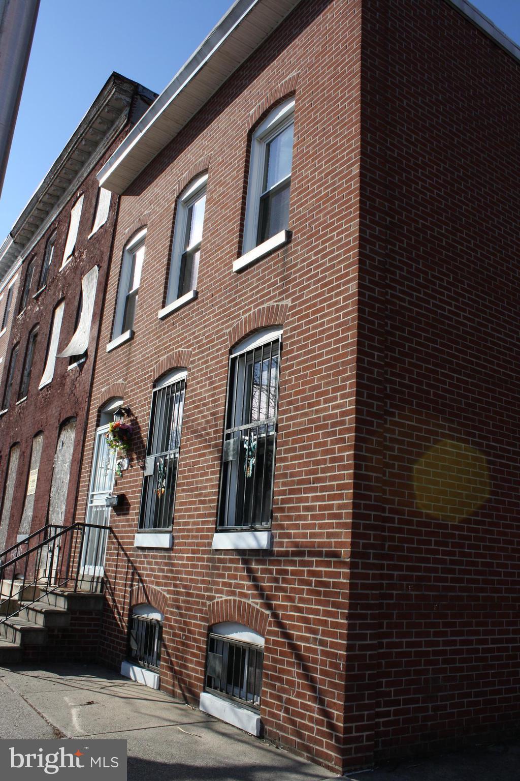 SANDTOWN-WINCHESTER - Residential