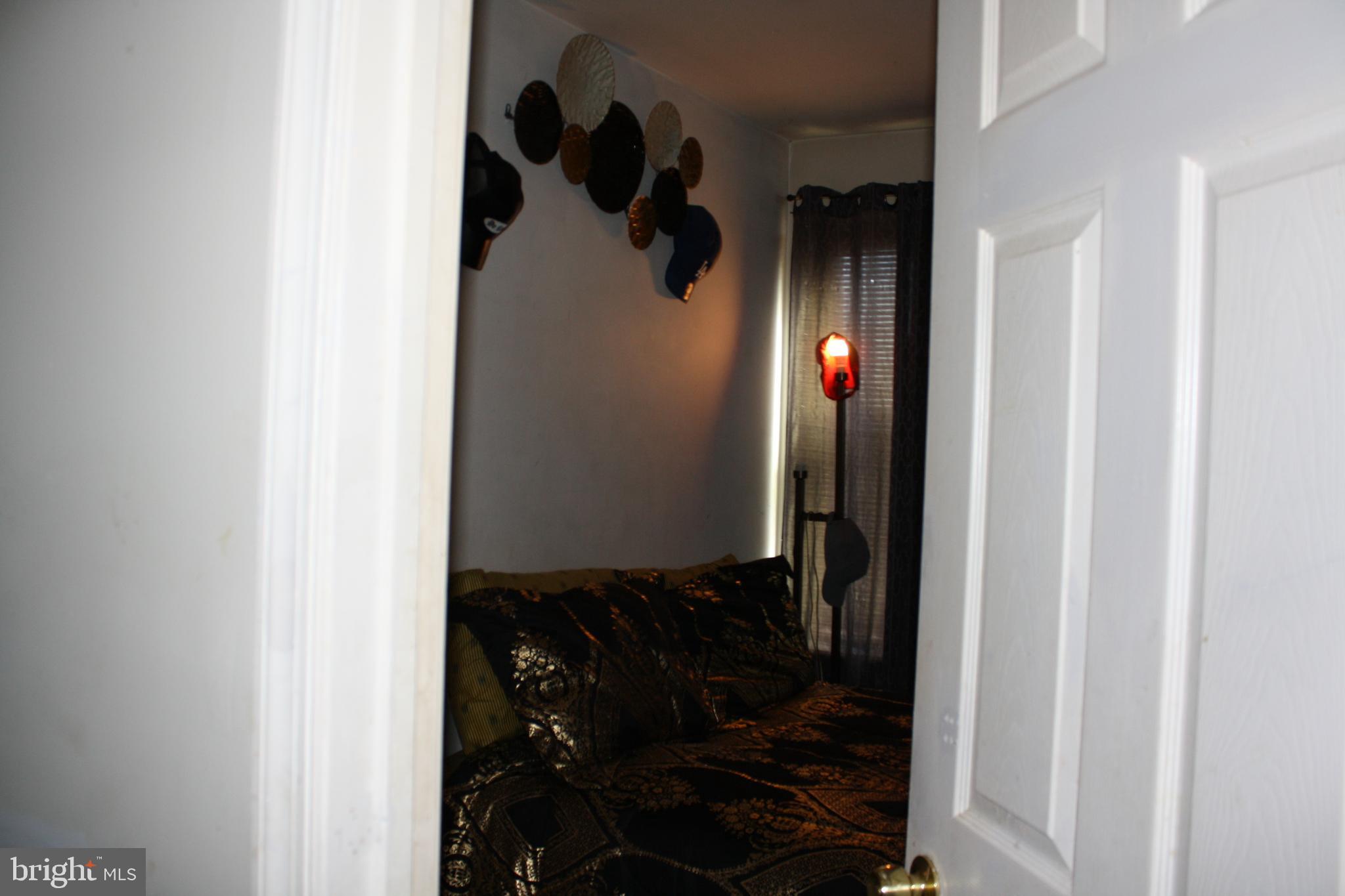 SANDTOWN-WINCHESTER - Residential