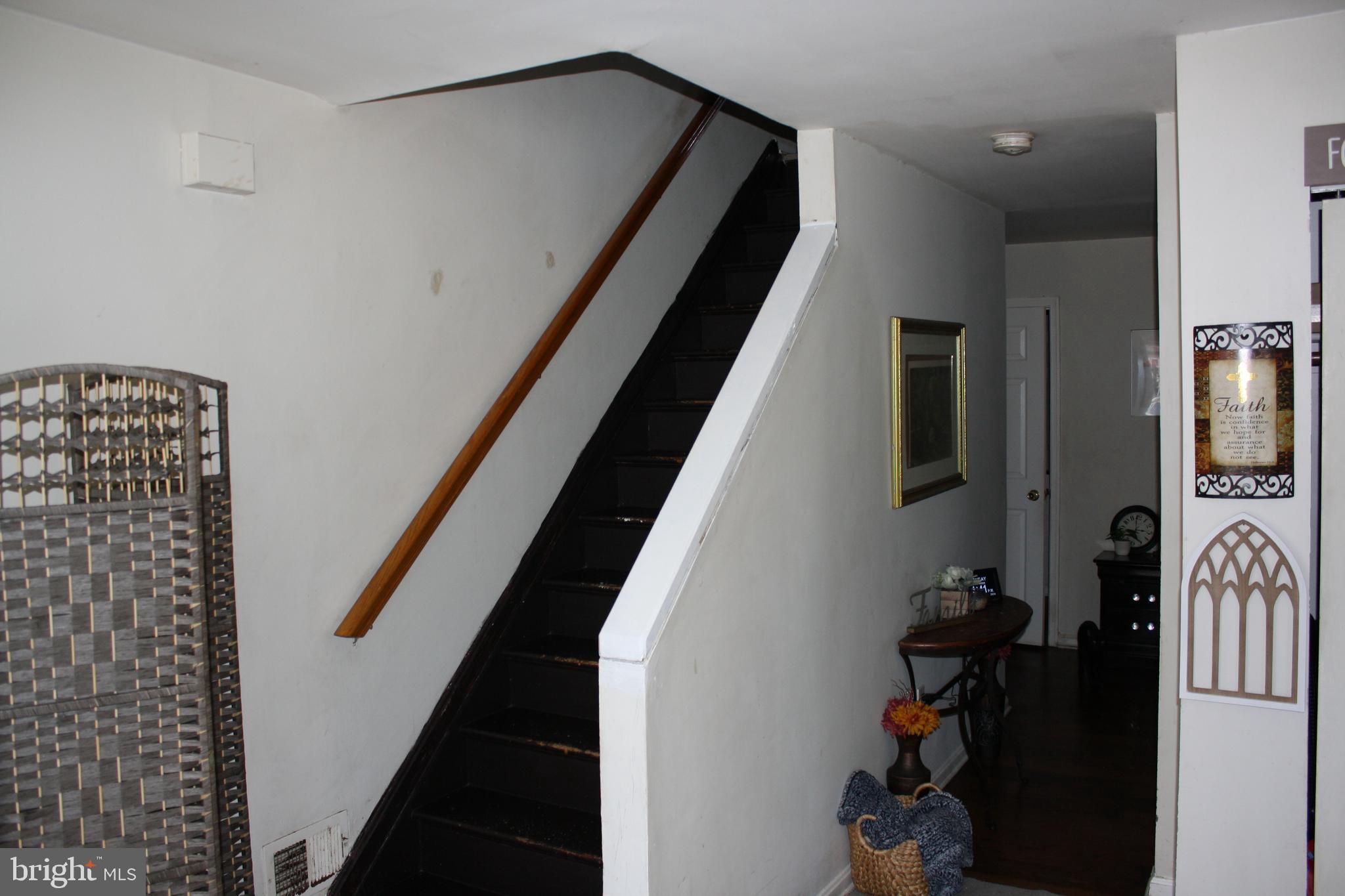 SANDTOWN-WINCHESTER - Residential