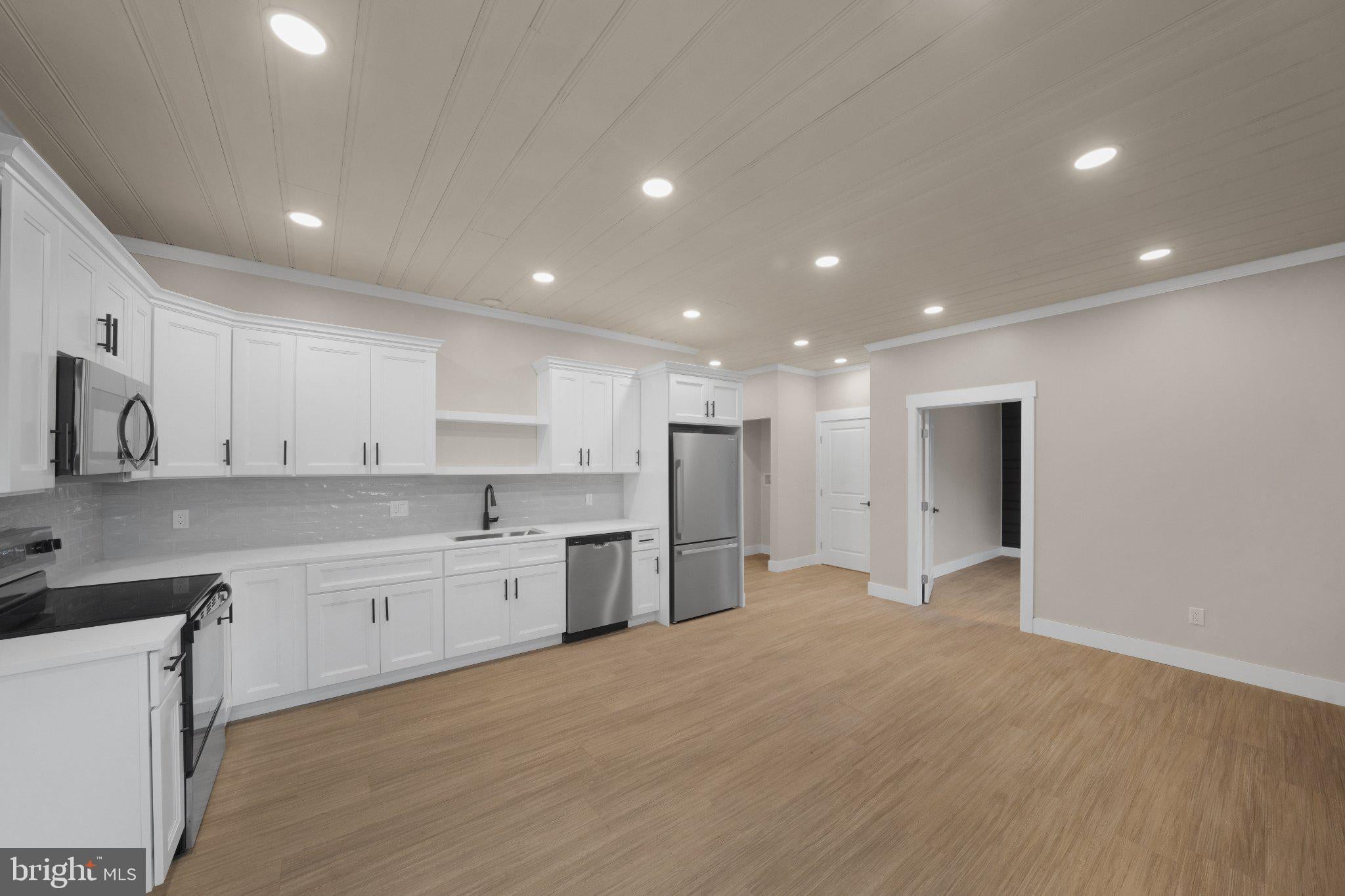 71 DREAMLAND PARK DRIVE BACK