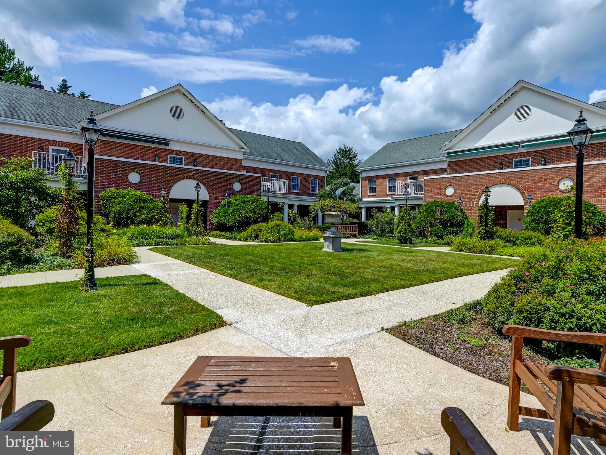 BRIGHTWOOD - Residential