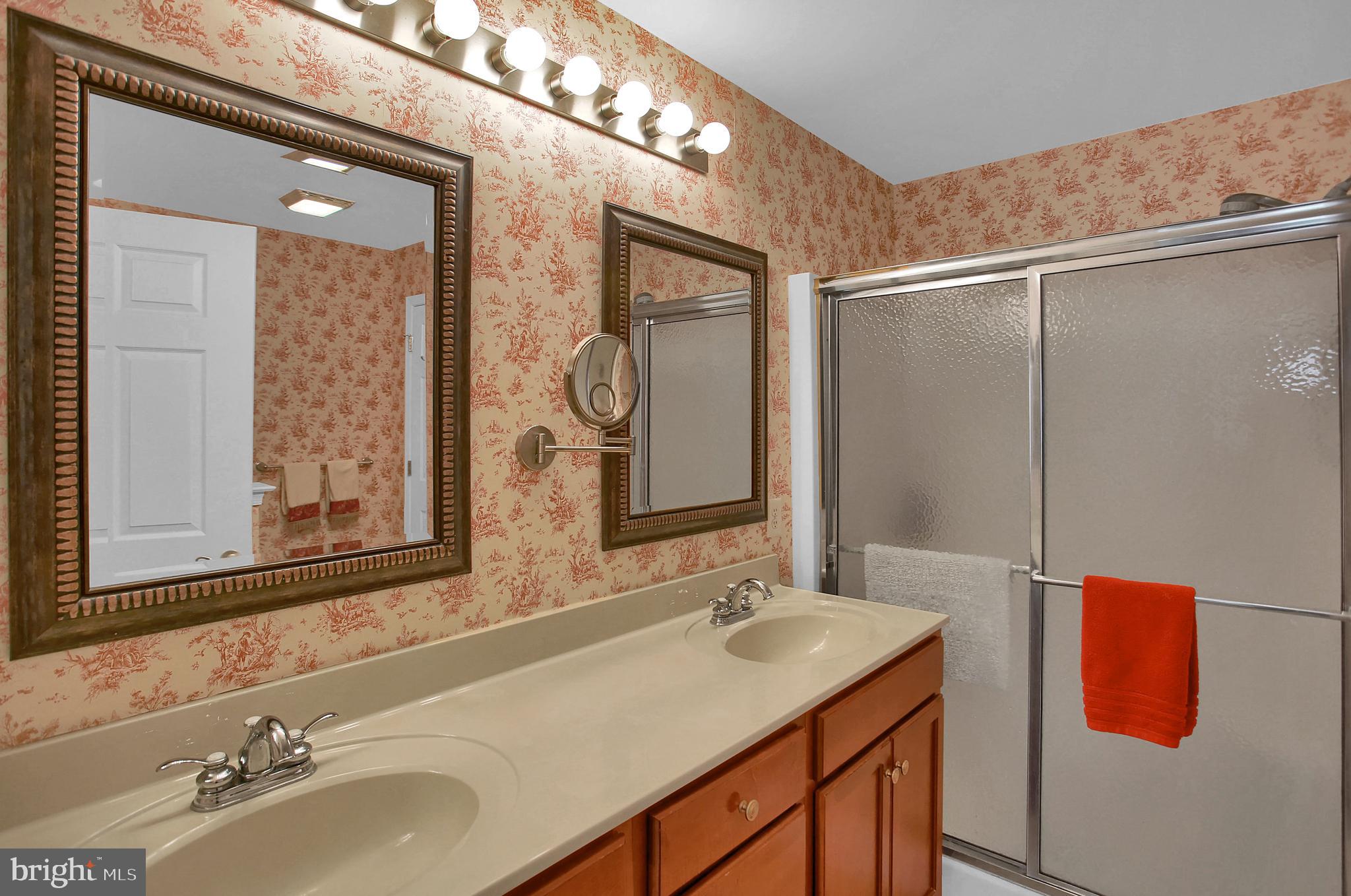 TRADITIONS OF AMERICA - Residential