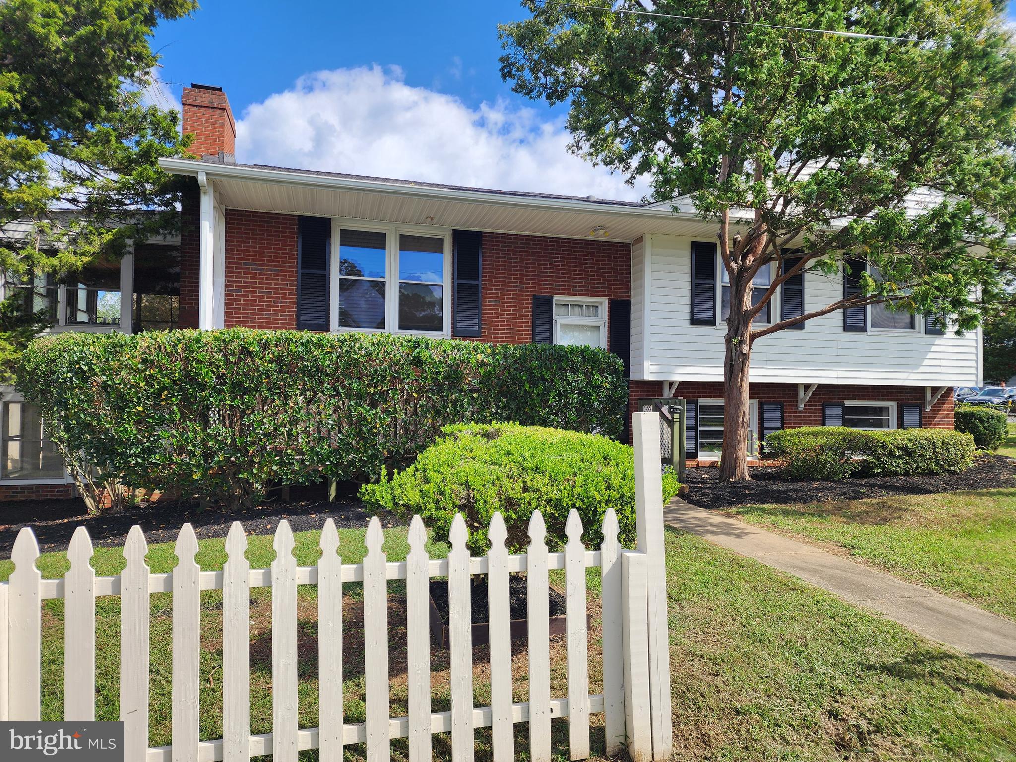 ROSELAND - Residential