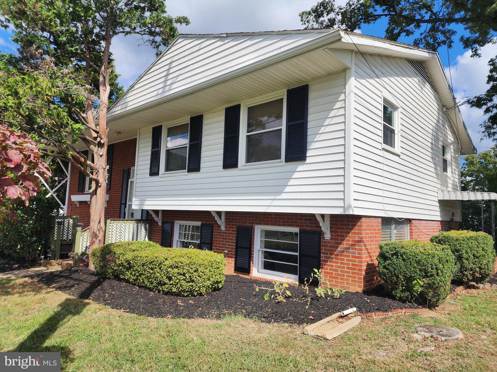 ROSELAND - Residential