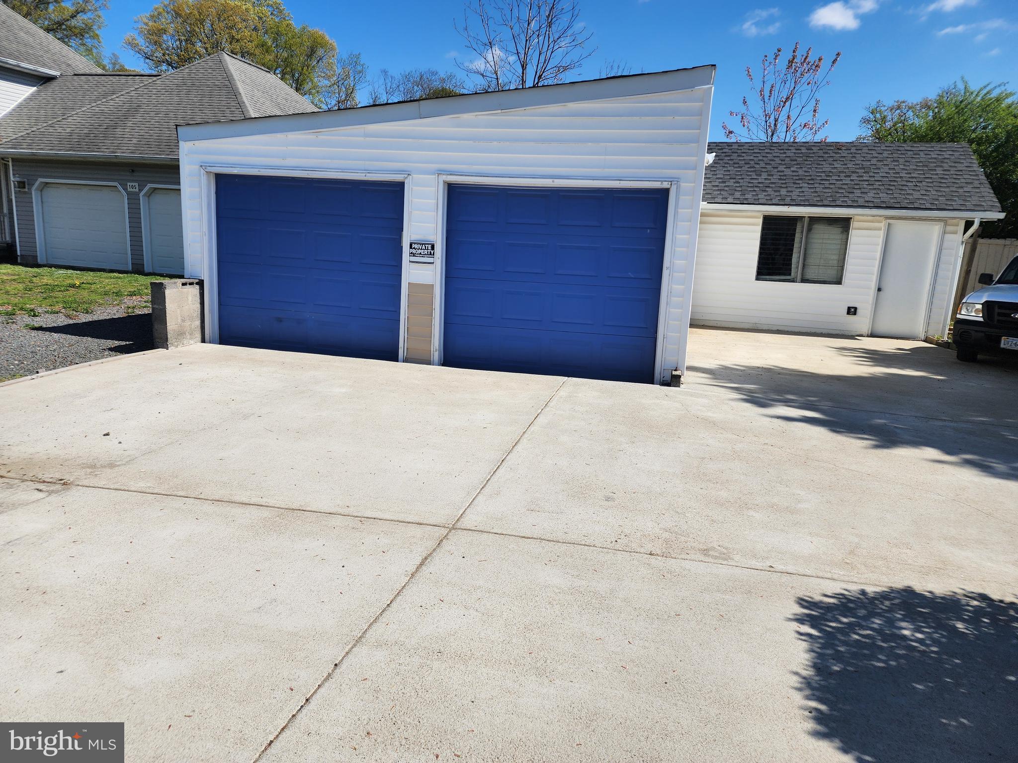 ROSELAND - Residential