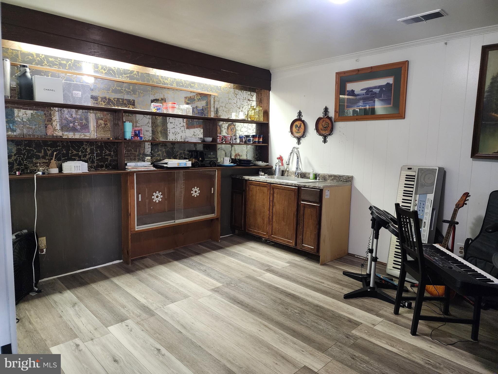 ROSELAND - Residential