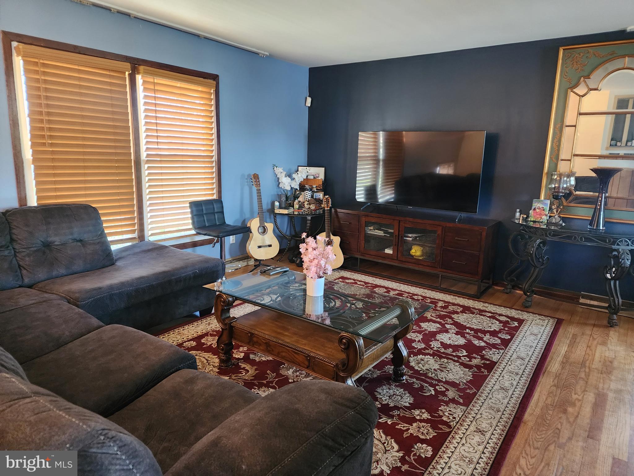 ROSELAND - Residential