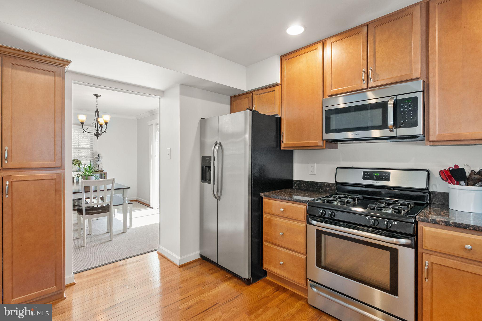 LAKE BRADDOCK - Residential