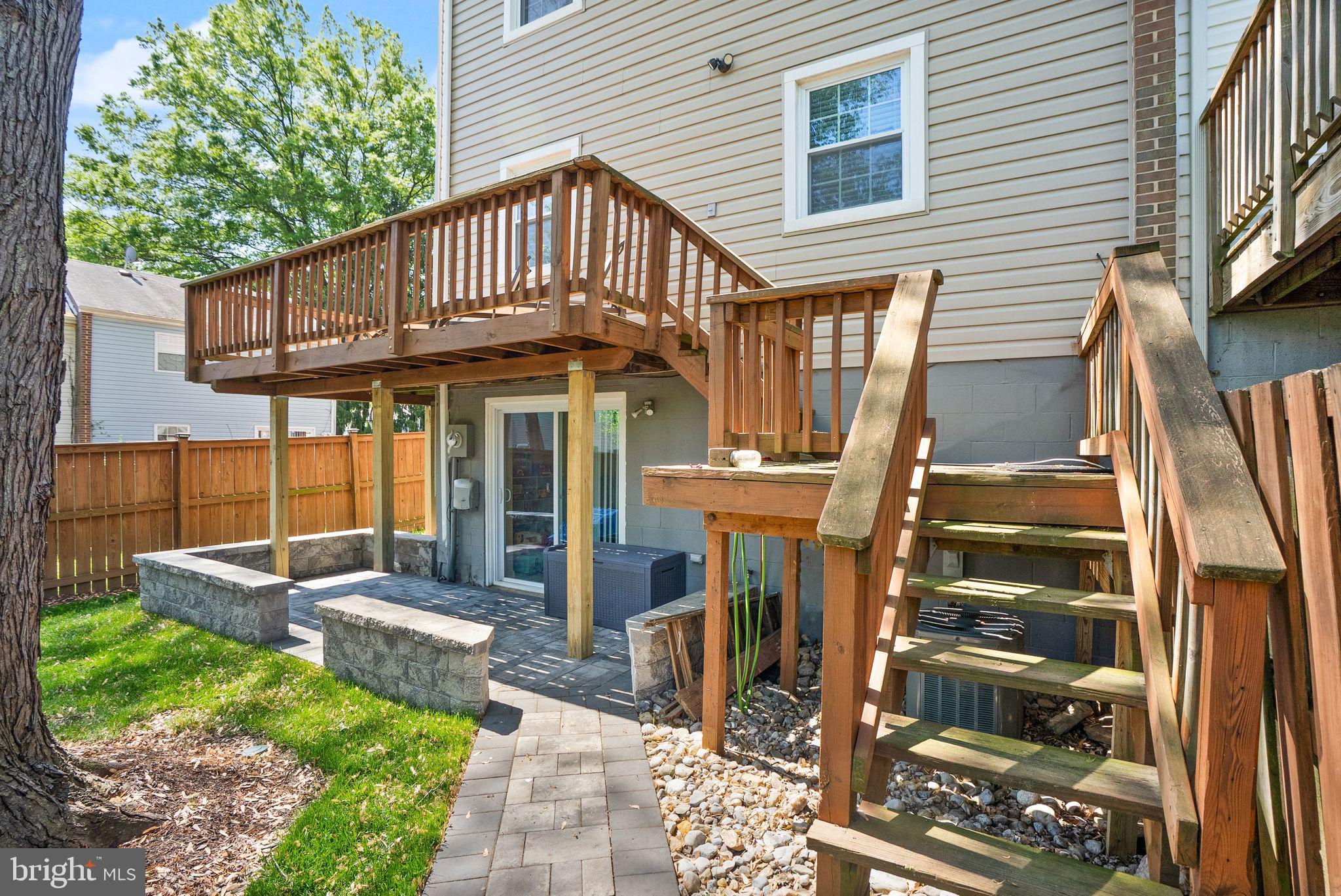 LAKE BRADDOCK - Residential