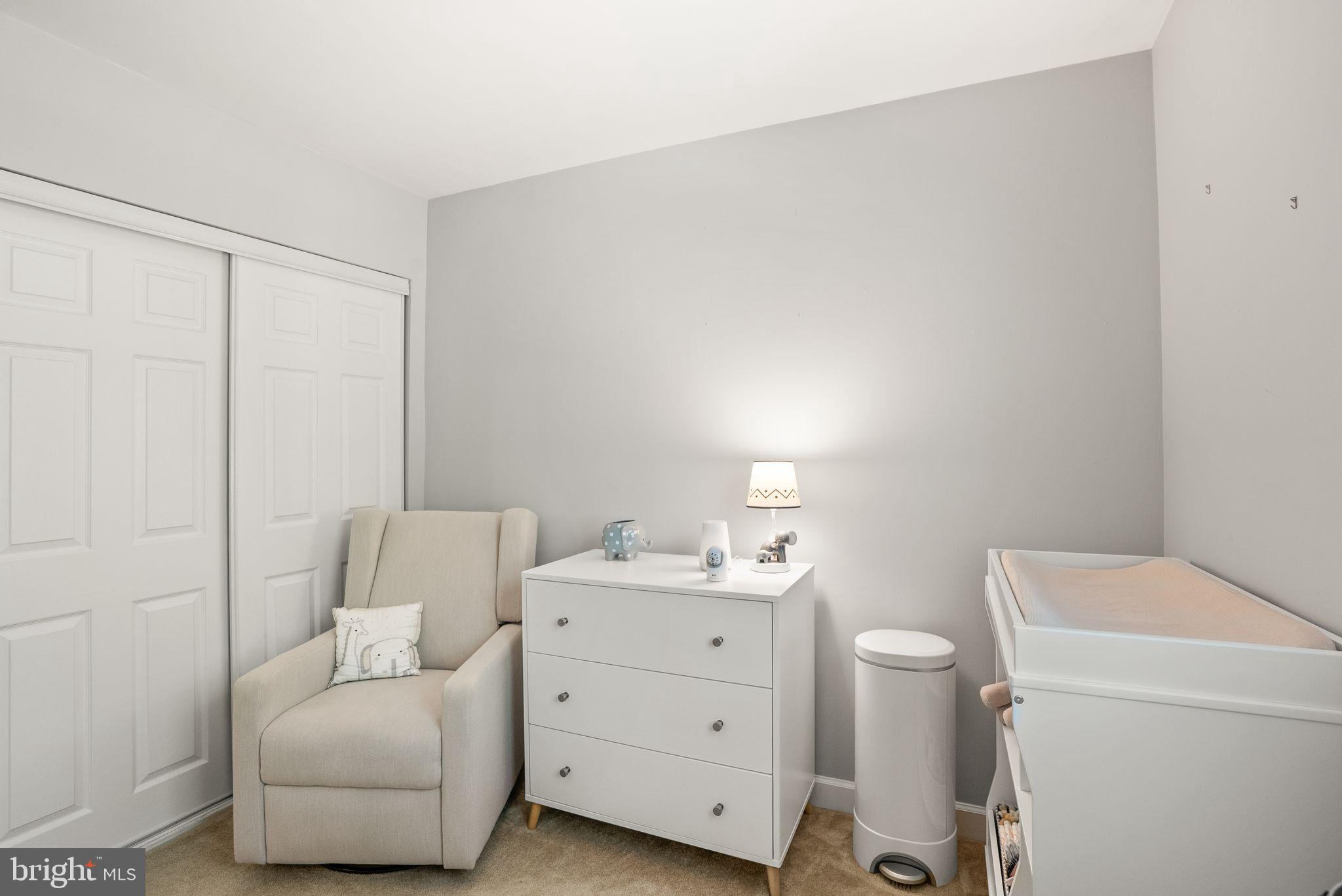 LAKE BRADDOCK - Residential