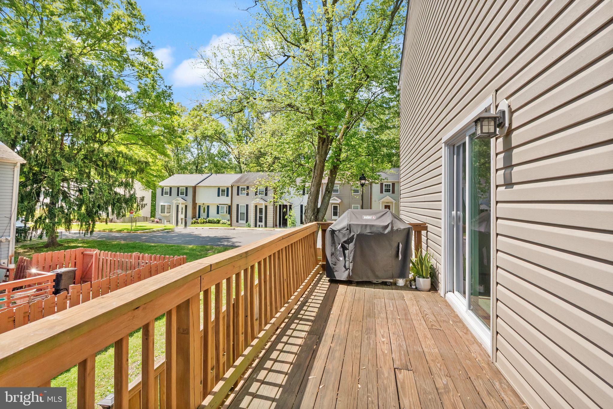 LAKE BRADDOCK - Residential