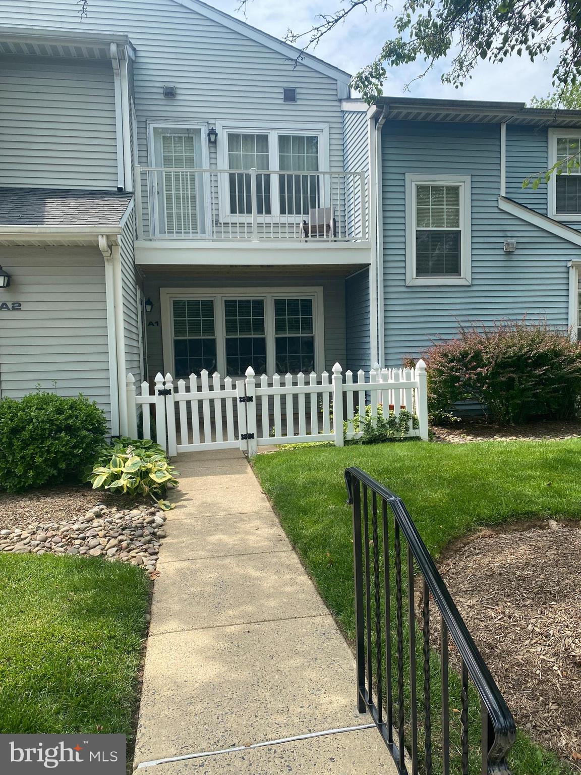 2 Bedroom Condo in desirable Fairway Commons - Totally renovated with updated bathroom, flooring, fresh paint, granite kitchen. Ready to show and rent NOW - 1st, last, security, credit check, employment verification. WONT LAST