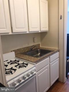 ART MUSEUM AREA - Residential Lease