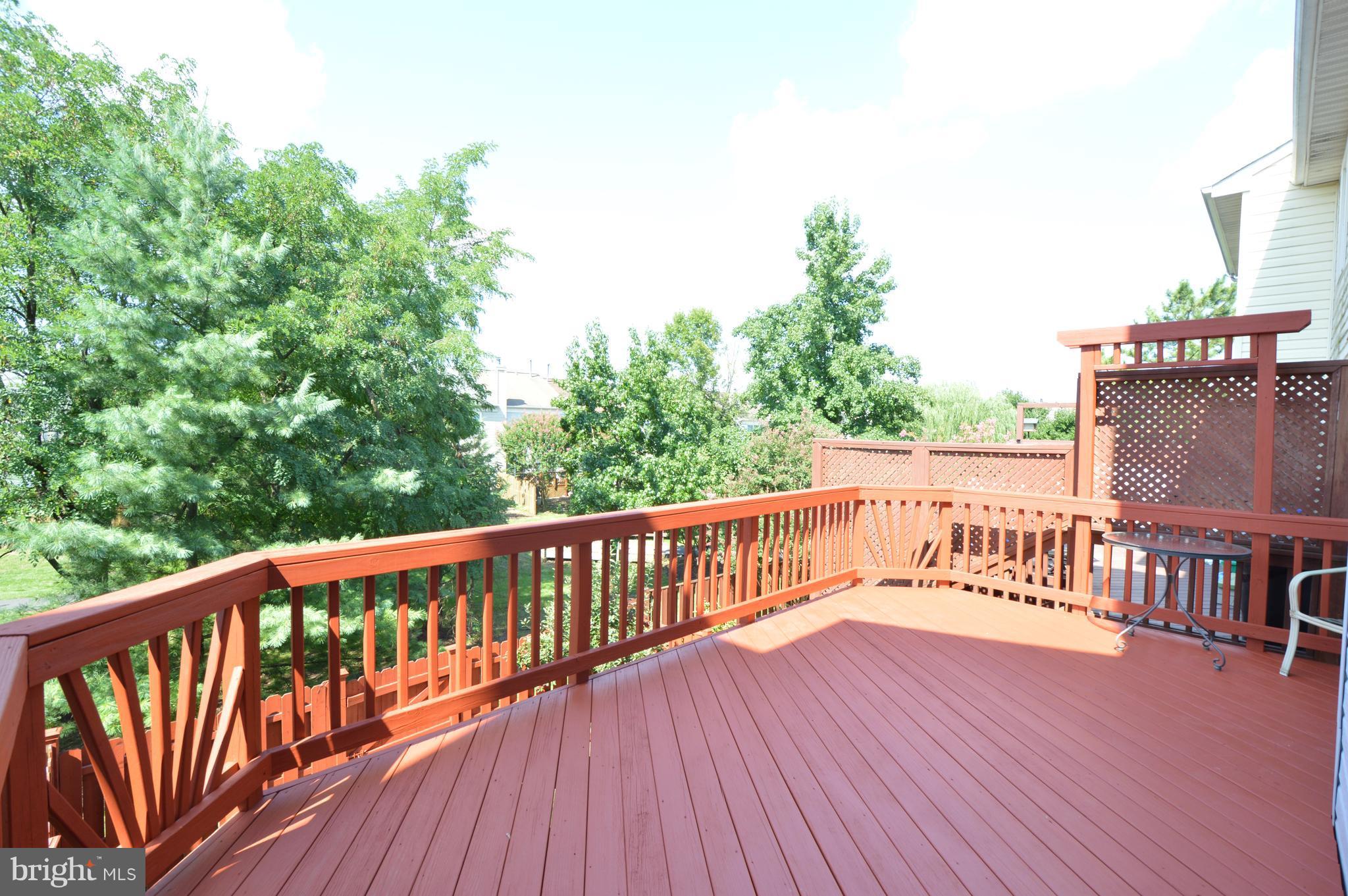 ASHBURN FARM - Residential